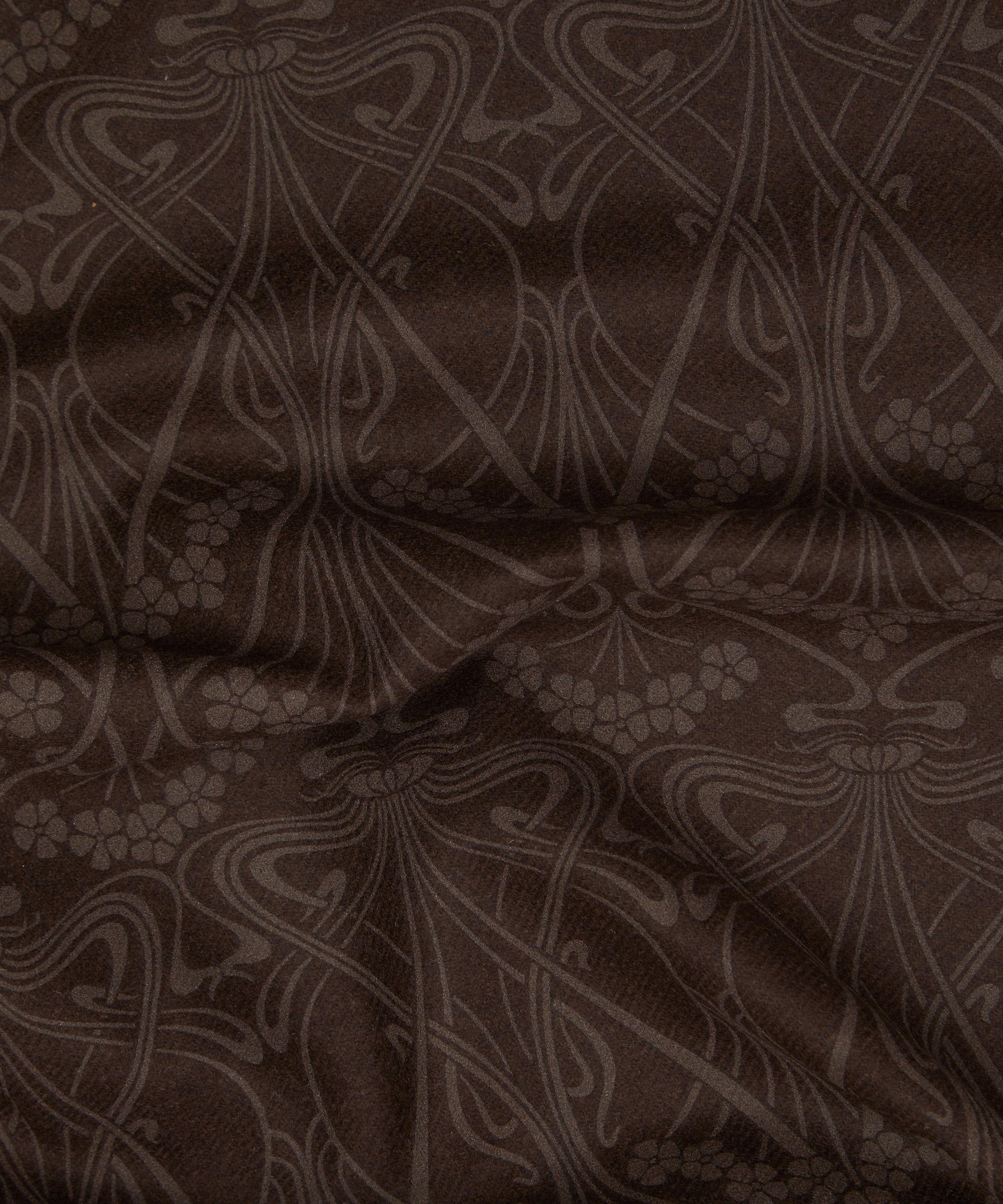 Liberty Fabrics - Nouveau Ianthe MWool image number 3