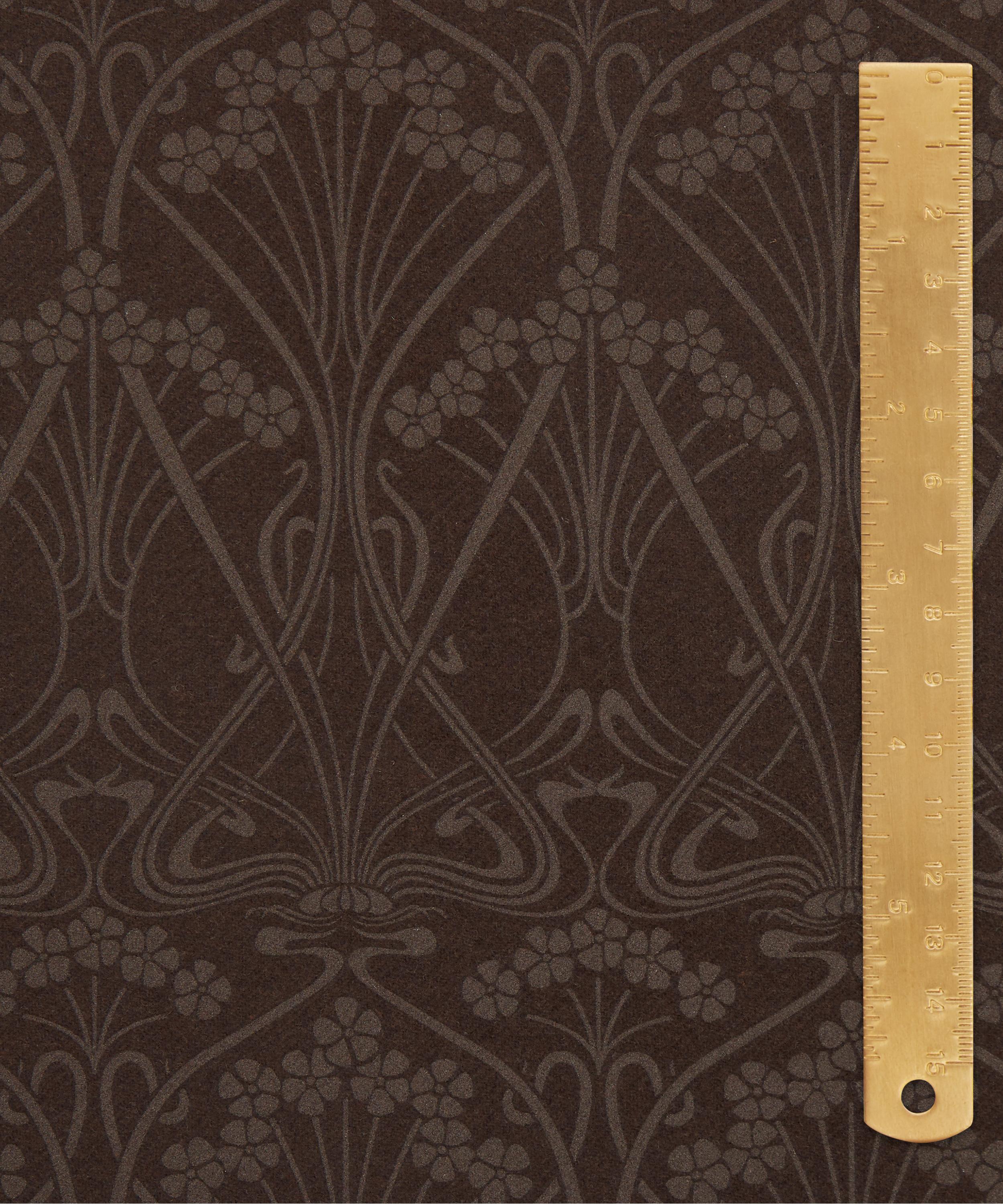 Liberty Fabrics - Nouveau Ianthe MWool image number 4