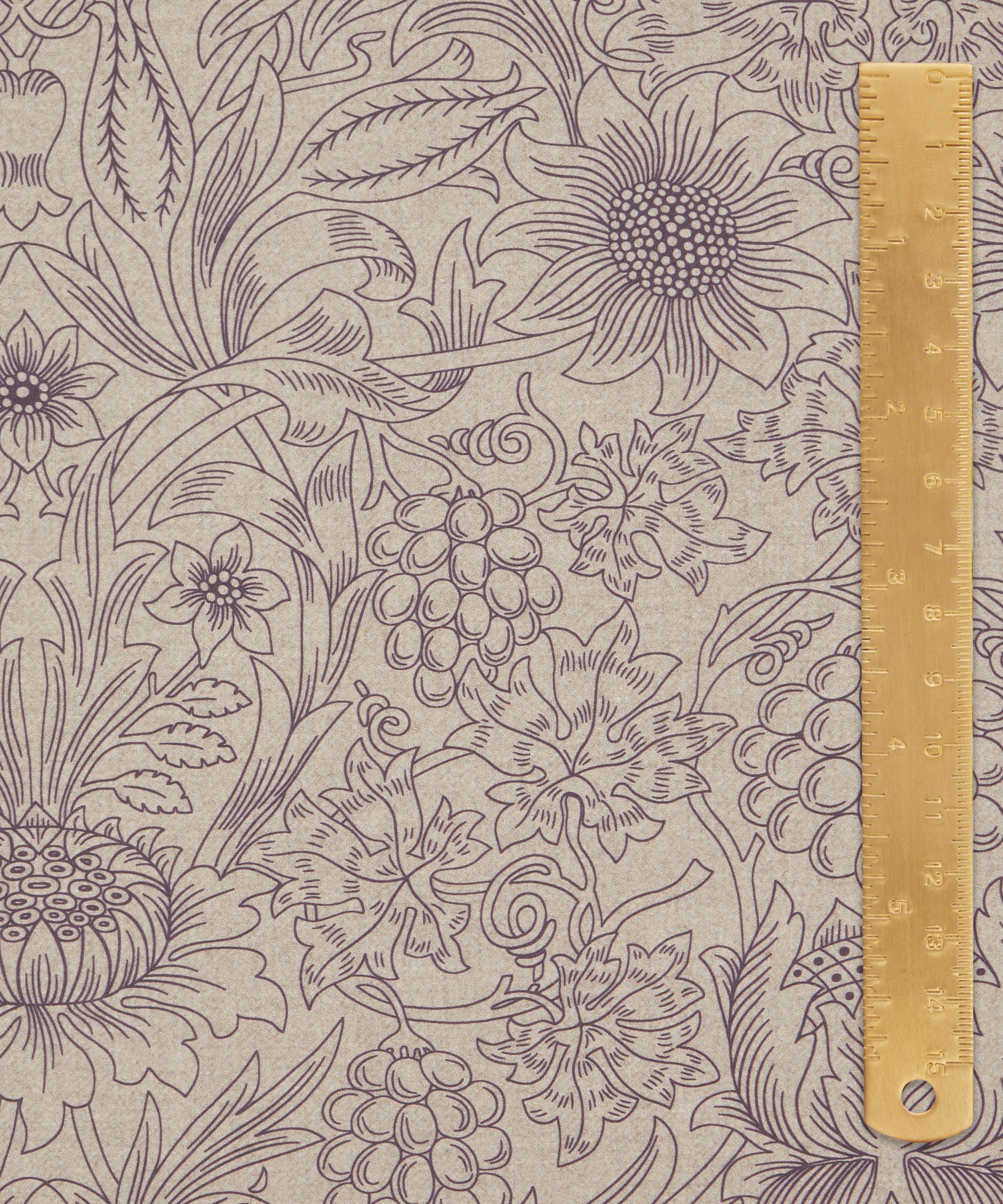 Liberty Fabrics - Standen Vine MWool image number 4