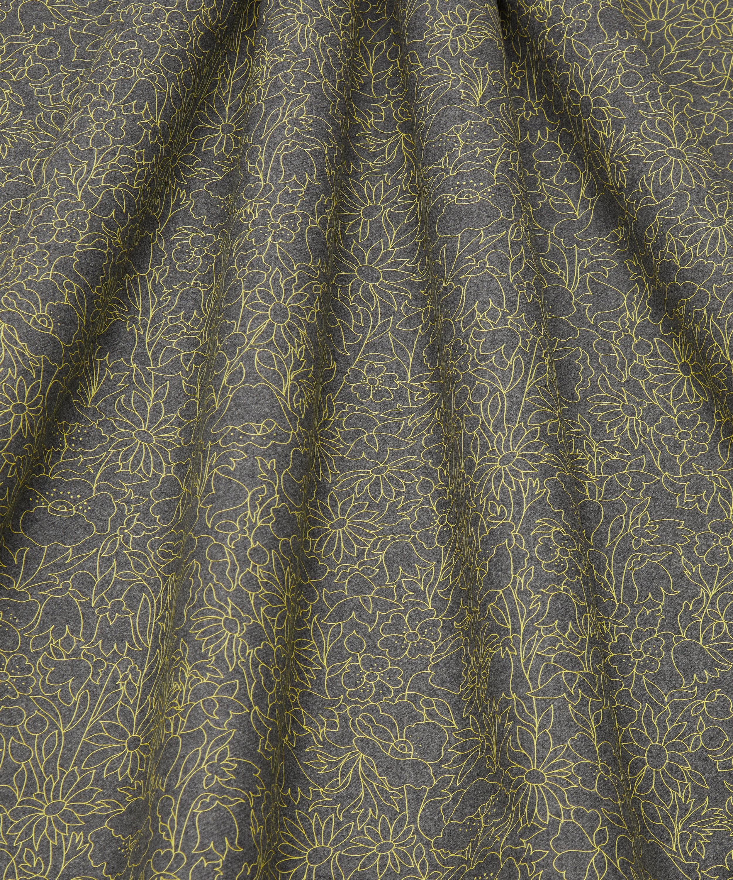 Liberty Fabrics - Poppy Valley MWool image number 2