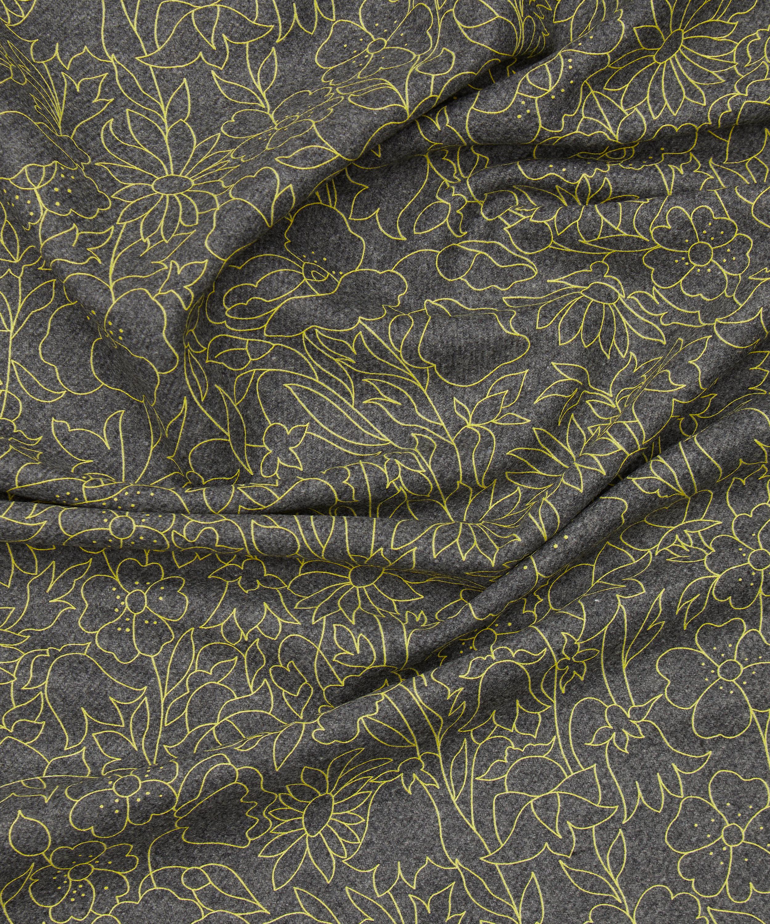 Liberty Fabrics - Poppy Valley MWool image number 3