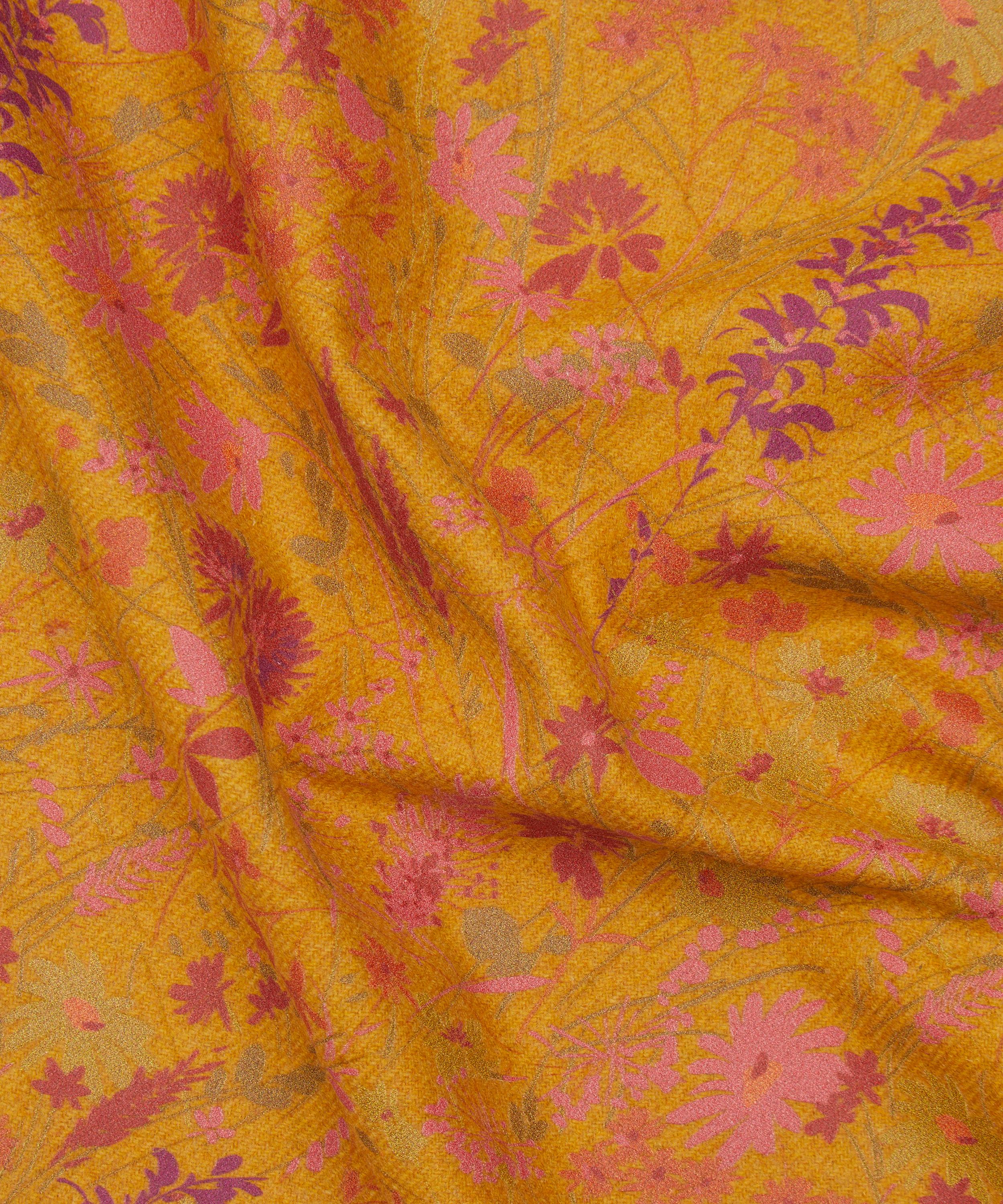 Liberty Fabrics - Daisy Clash MWool image number 3