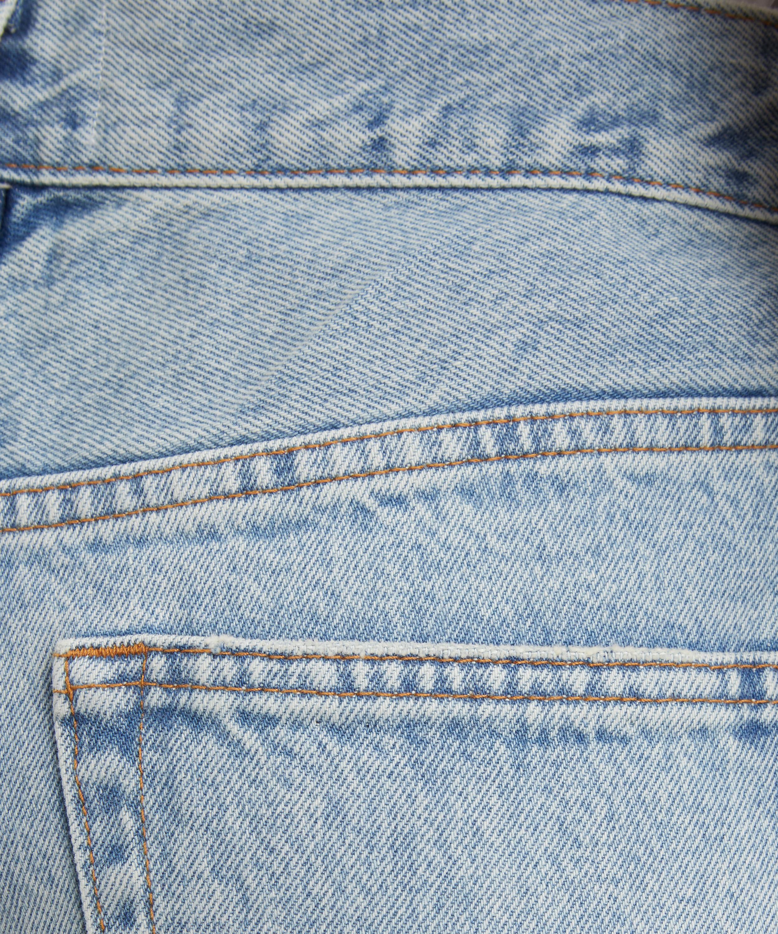 Frame - The Bow Jeans in Rapture image number 4