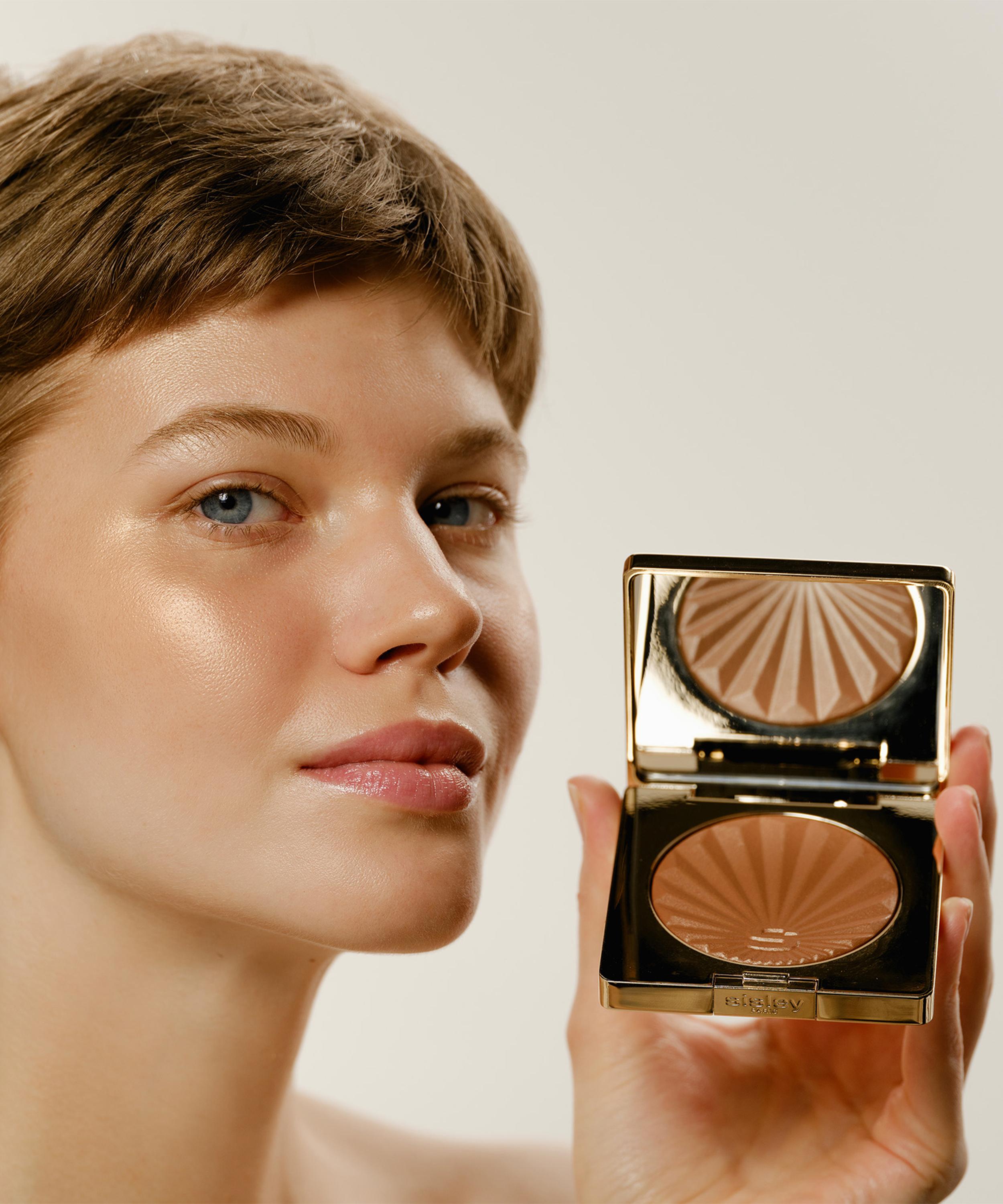 Sisley - Phyto-Touche Illusion d'&Eacute;t&eacute; 11g image number 5