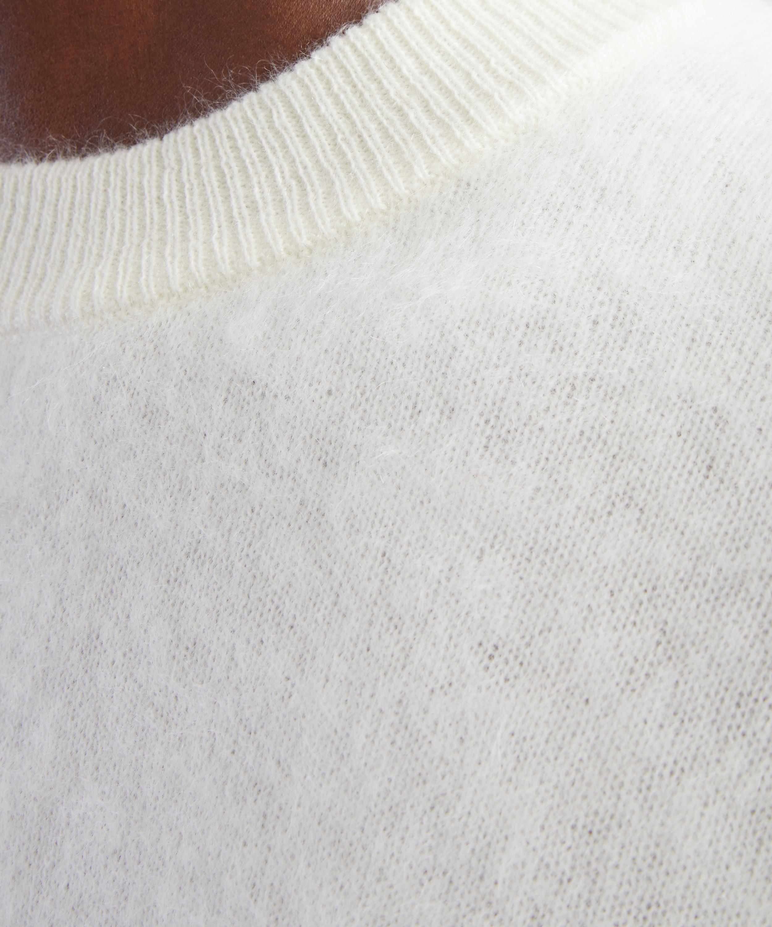 Jumper 1234 - Oversized Brushed T-Shirt image number 4