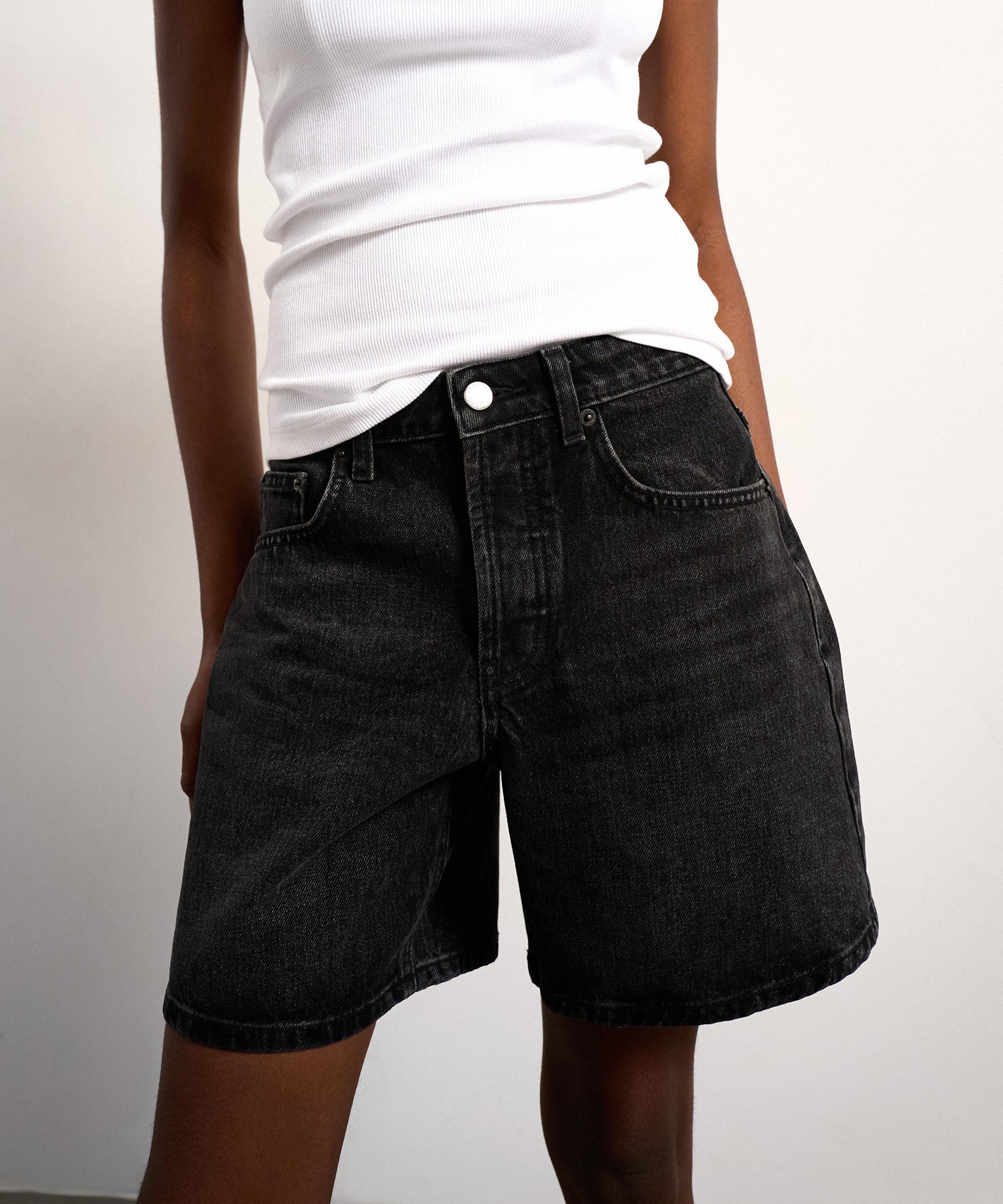 TOPSHOP - Washed Black Denim Editor Shorts image number 1