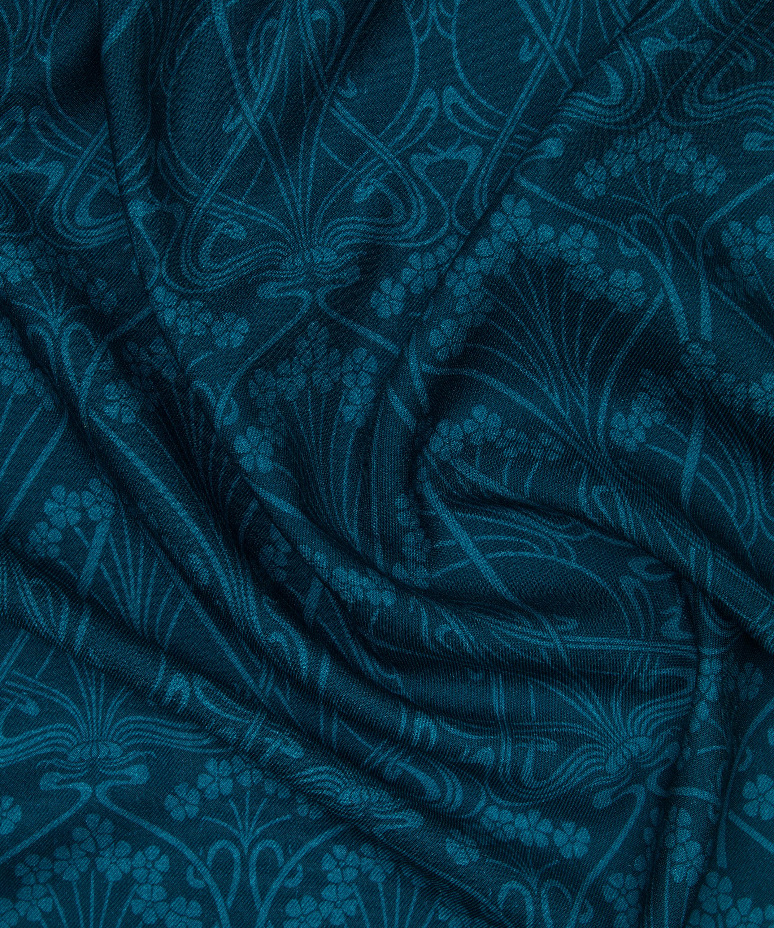 Liberty Fabrics - Nouveau Ianthe Lilestone Wool image number 3