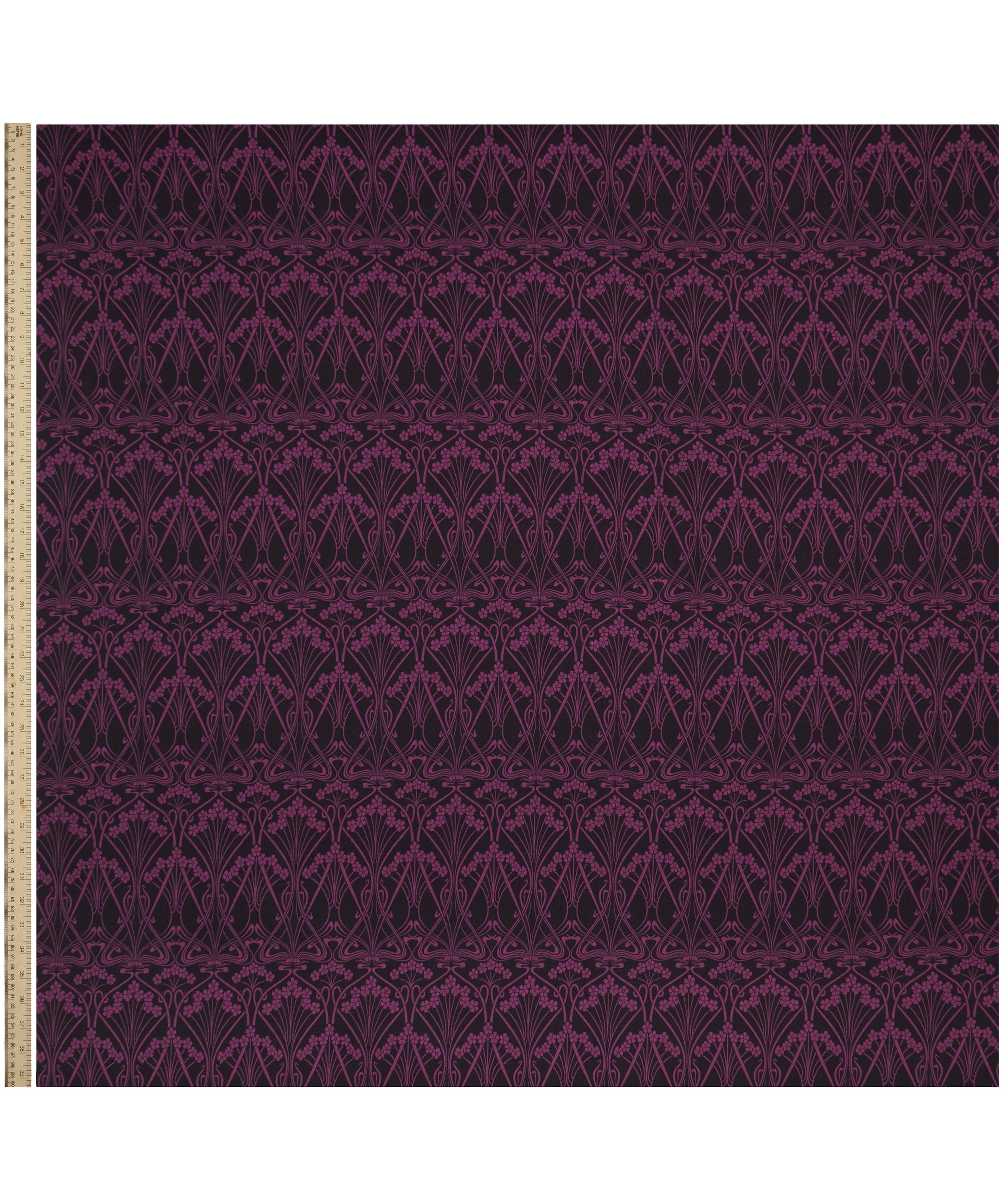 Liberty Fabrics - Nouveau Ianthe Lilestone Wool image number 1