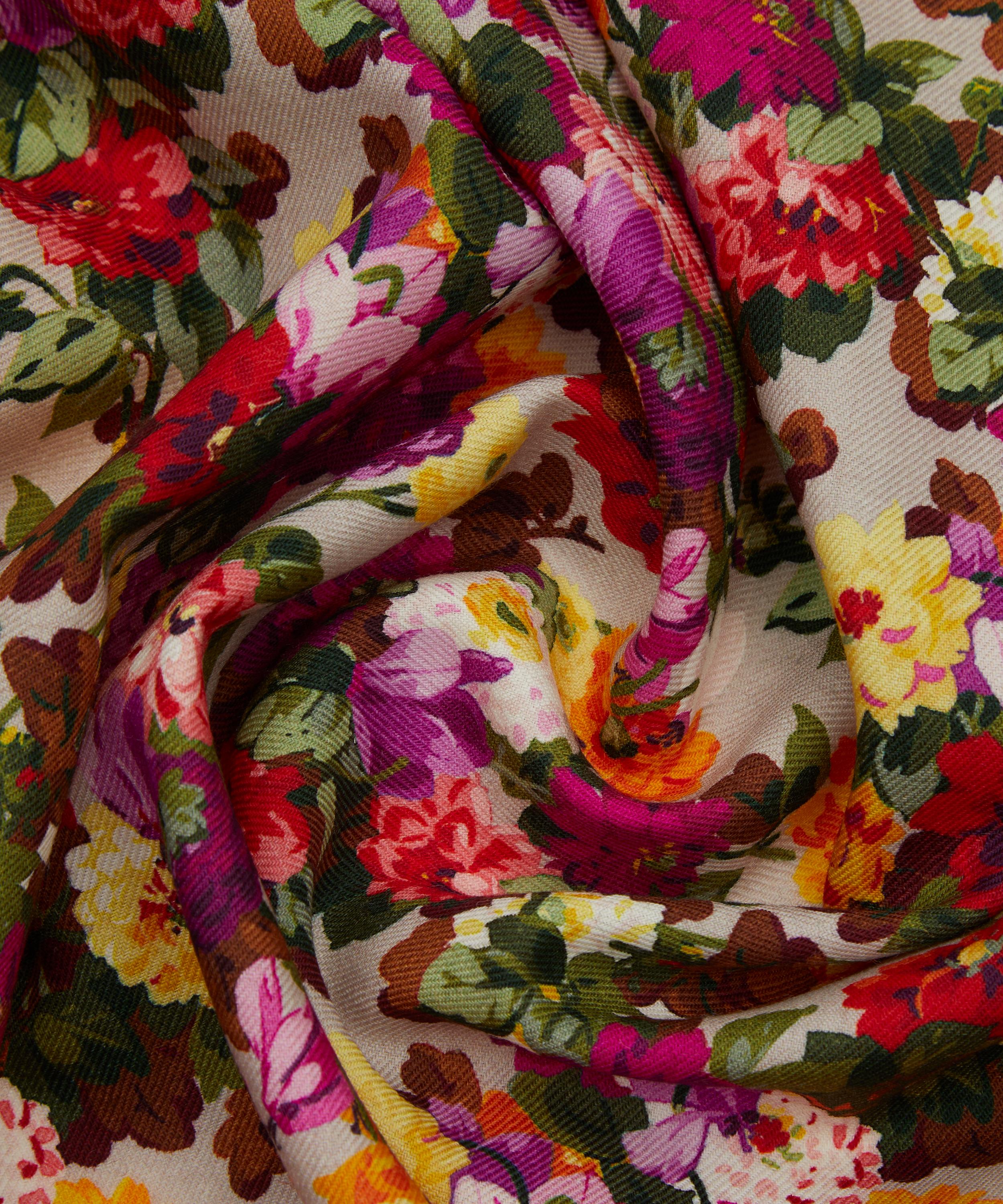 Liberty Fabrics - Chatsworth Bloom Lilestone Wool image number 3