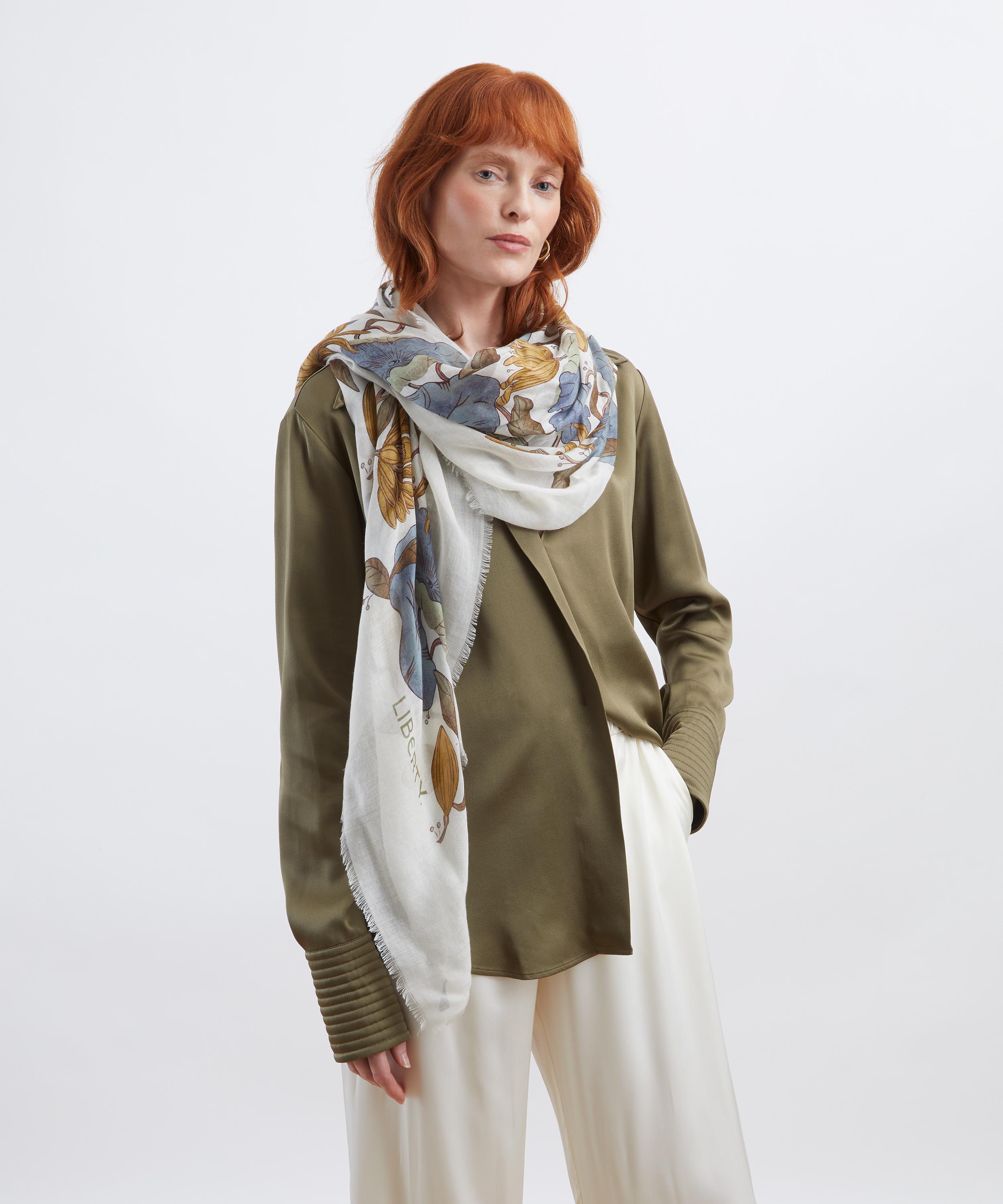 Liberty - Wild Lotus Cashmere-Silk Scarf 140 image number 1