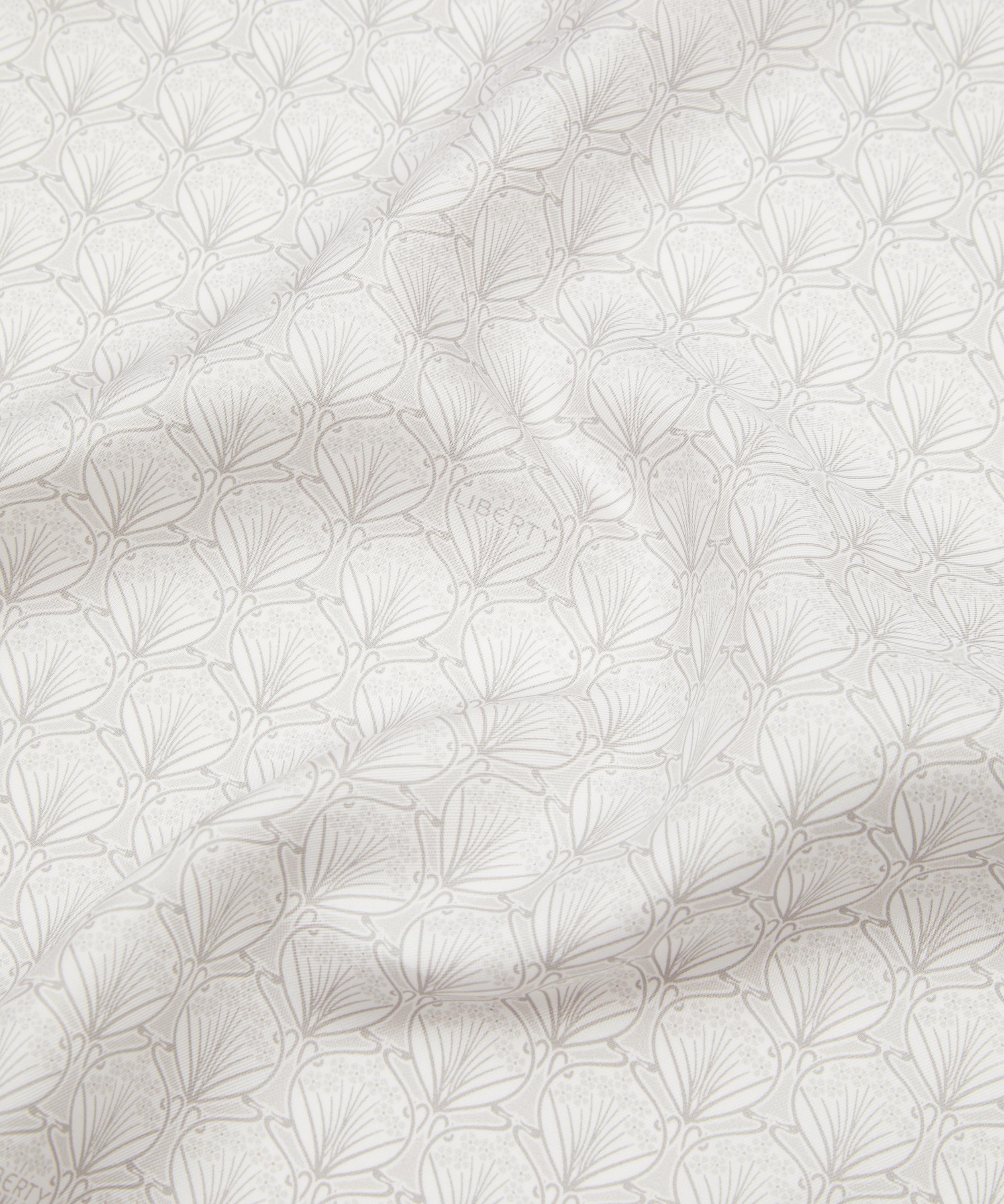 Liberty - Iphis White Silk Scarf 45 image number 4