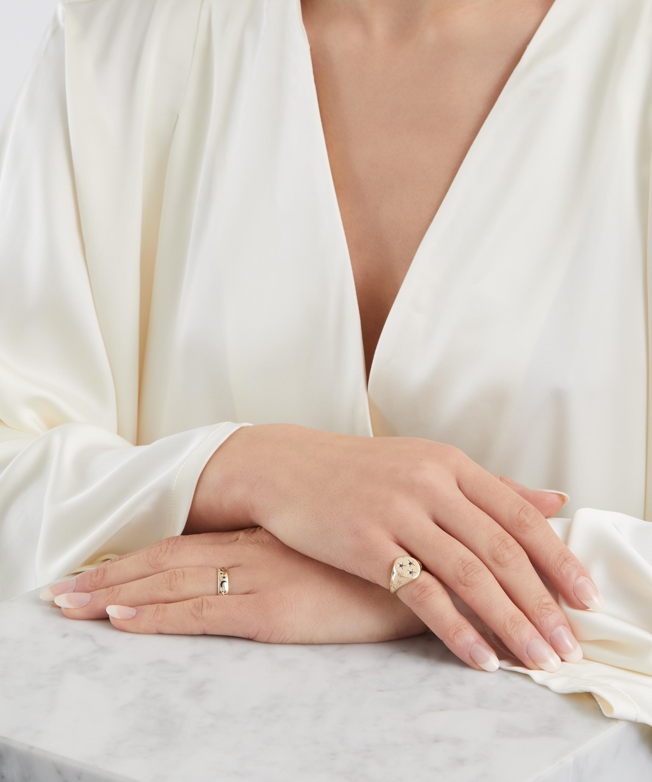 Liberty - 9ct Gold Ianthe Star Blue Sapphire Signet Ring image number 1