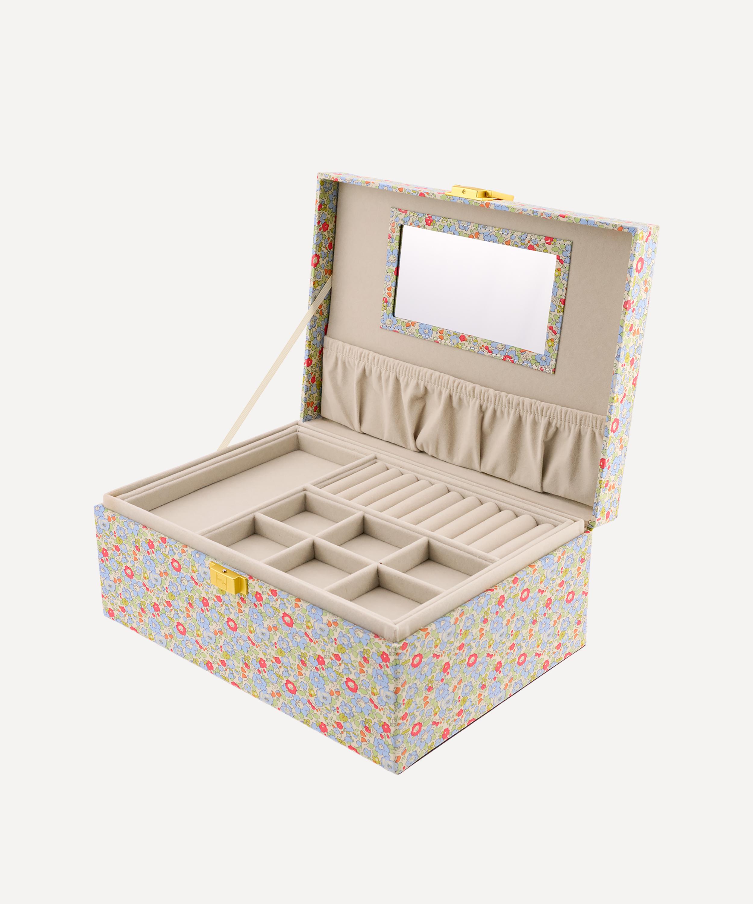 Bon Dep - Betsy Ann Tana Lawn&trade; Cotton Square Jewellery Box image number 1