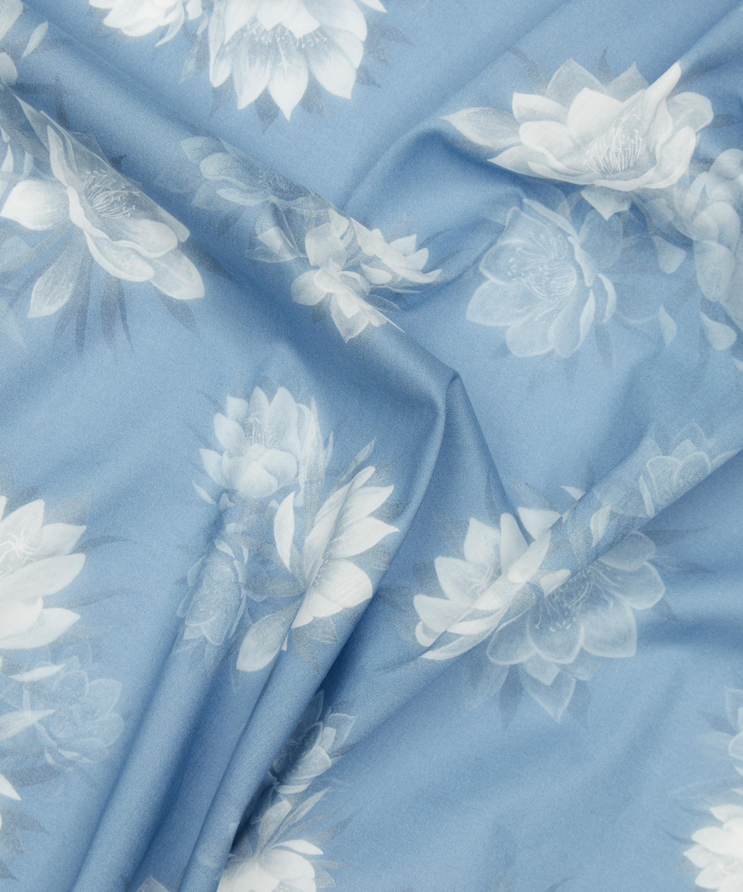 Liberty Fabrics - Aura Tana Lawn&trade; Cotton image number 3