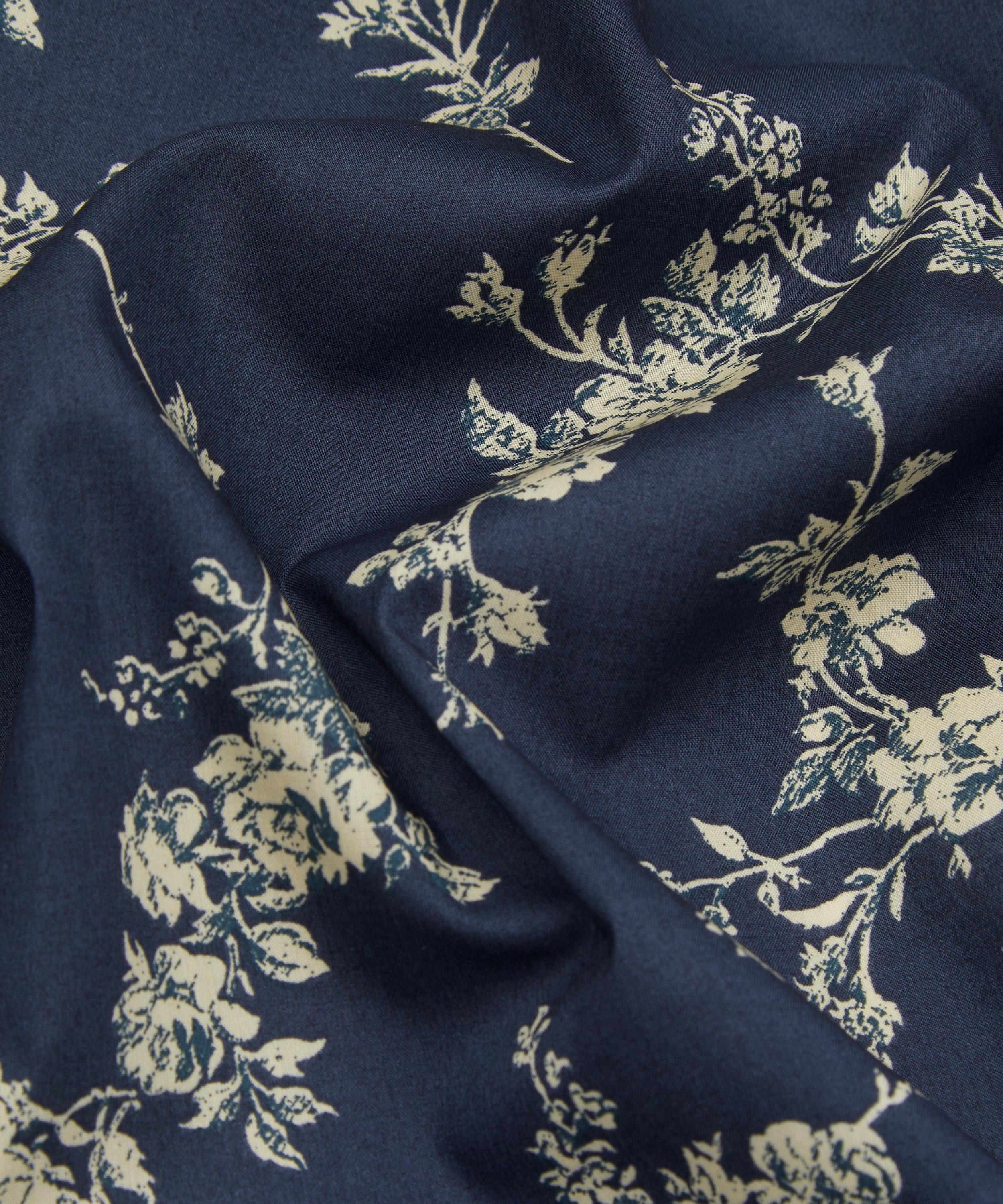 Liberty Fabrics - Elizabeth Sketch Tana Lawn&trade; Cotton image number 3
