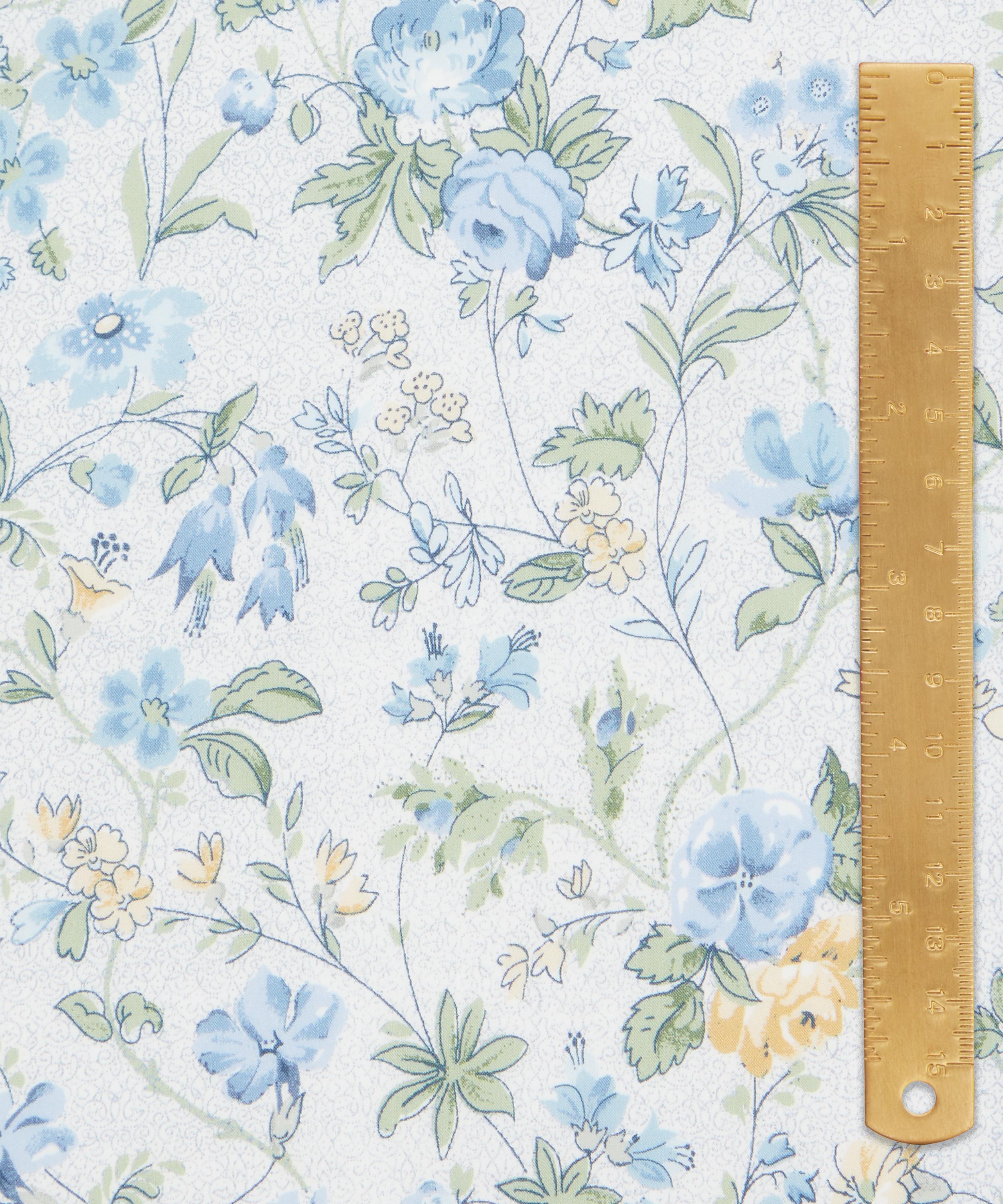 Liberty Fabrics - Isolde Tana Lawn&trade; Cotton image number 4