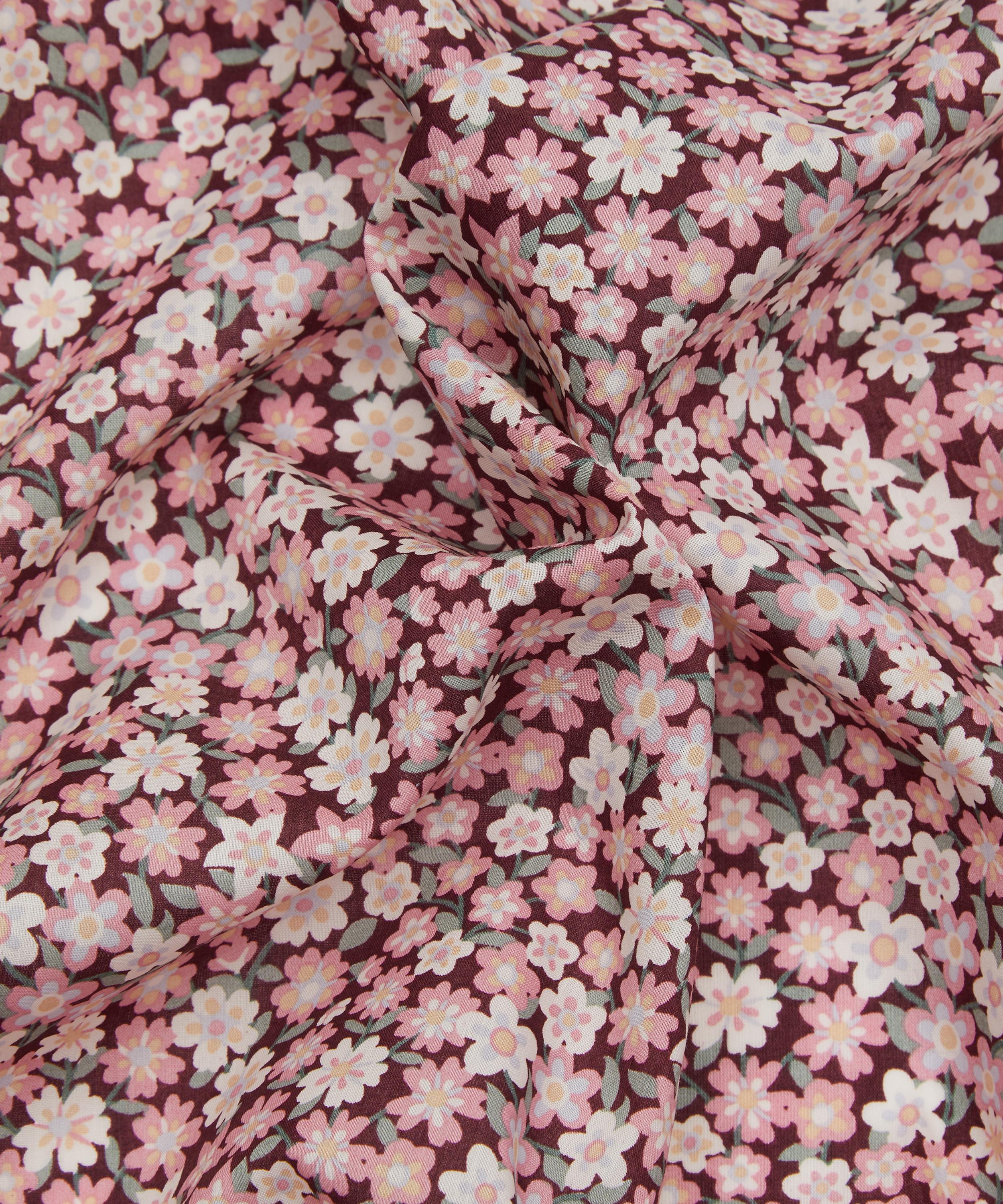 Liberty Fabrics - Daphne Olenna Tana Lawn&trade; Cotton image number 3