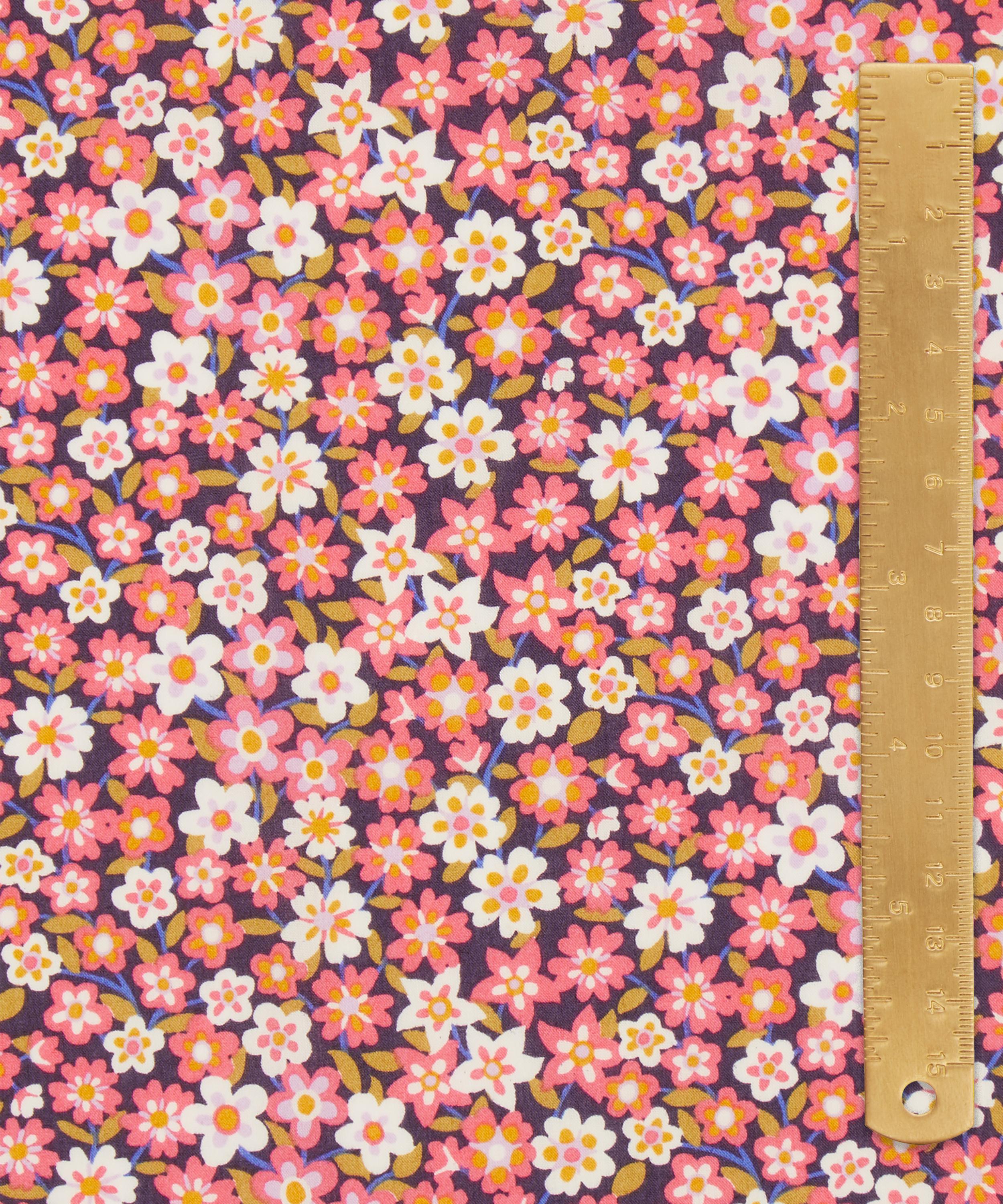 Liberty Fabrics - Daphne Olenna Tana Lawn&trade; Cotton image number 4