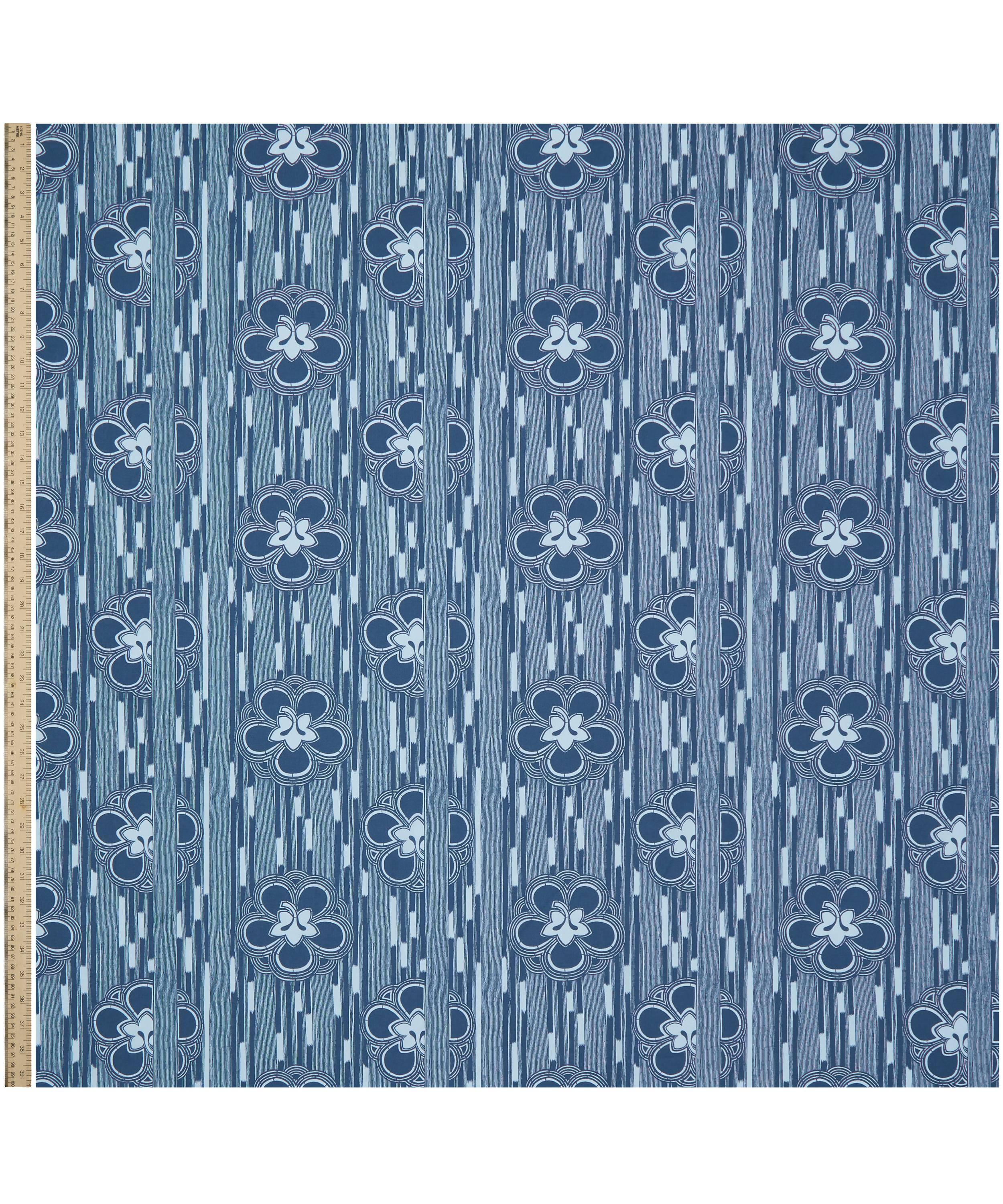 Liberty Fabrics - Katagami Tana Lawn&trade; Cotton image number 1