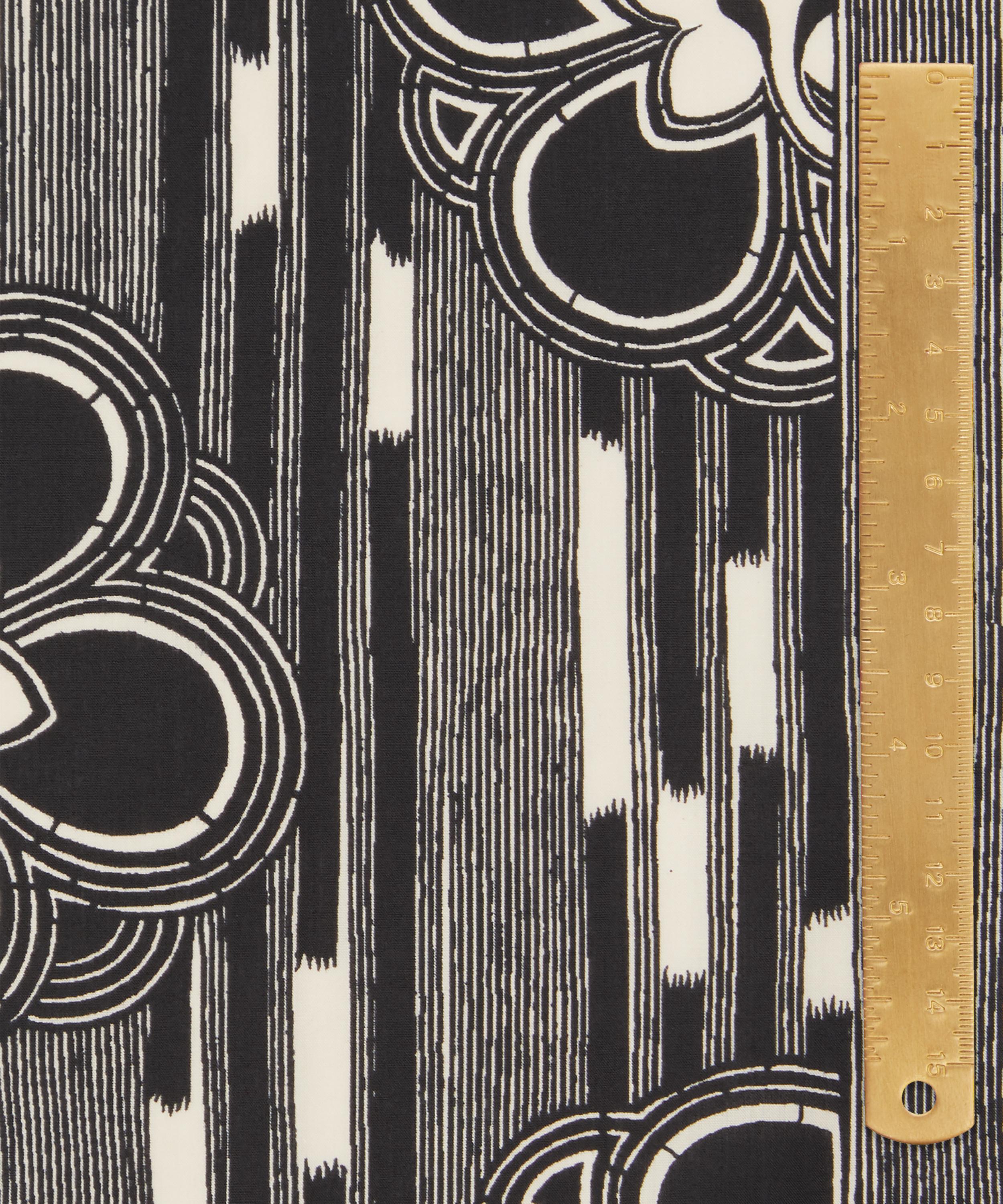 Liberty Fabrics - Katagami Tana Lawn&trade; Cotton image number 4