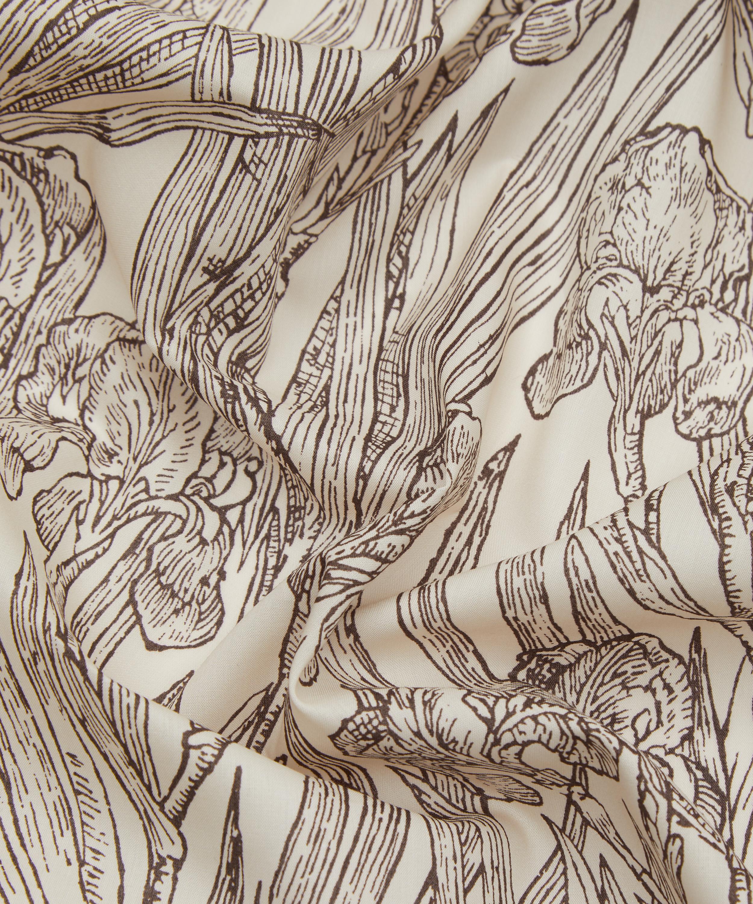 Liberty Fabrics - Infinite Iris Tana Lawn&trade; Cotton image number 3