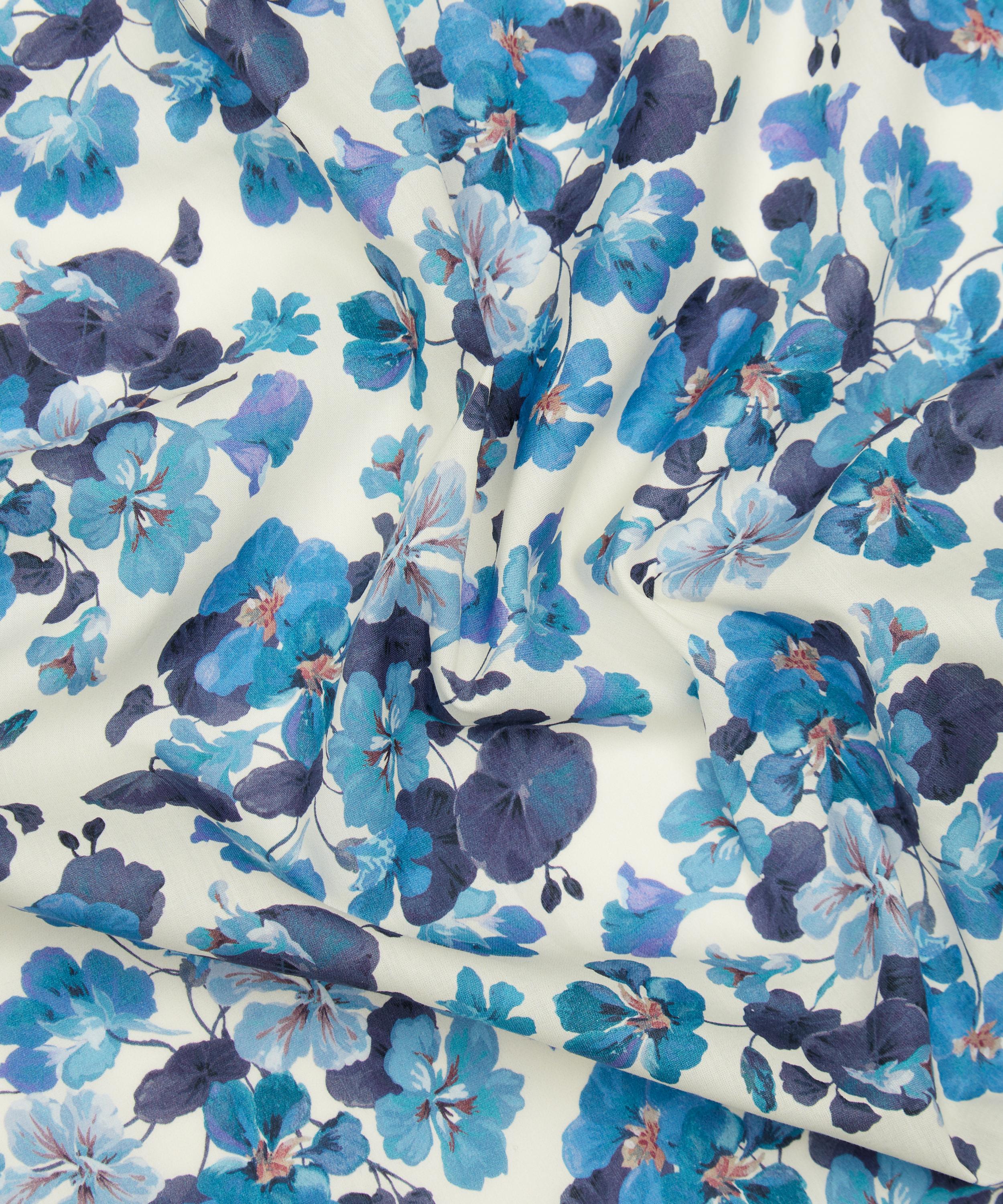 Liberty Fabrics - Painted Nasturtium Tana Lawn&trade; Cotton image number 3