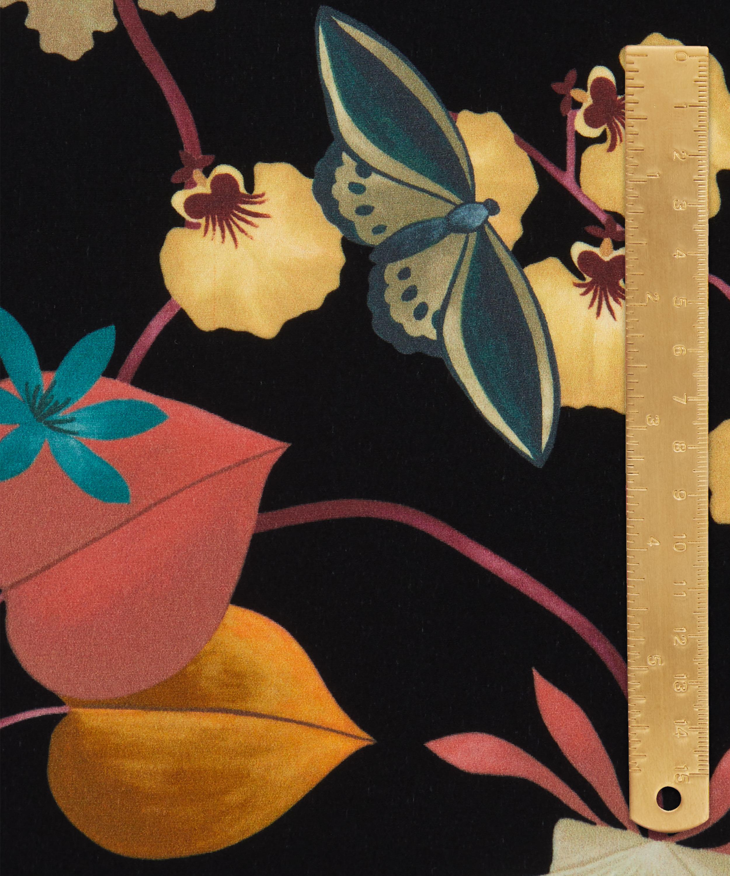 Liberty Fabrics - June&rsquo;s Utopia Crepe de Chine image number 4