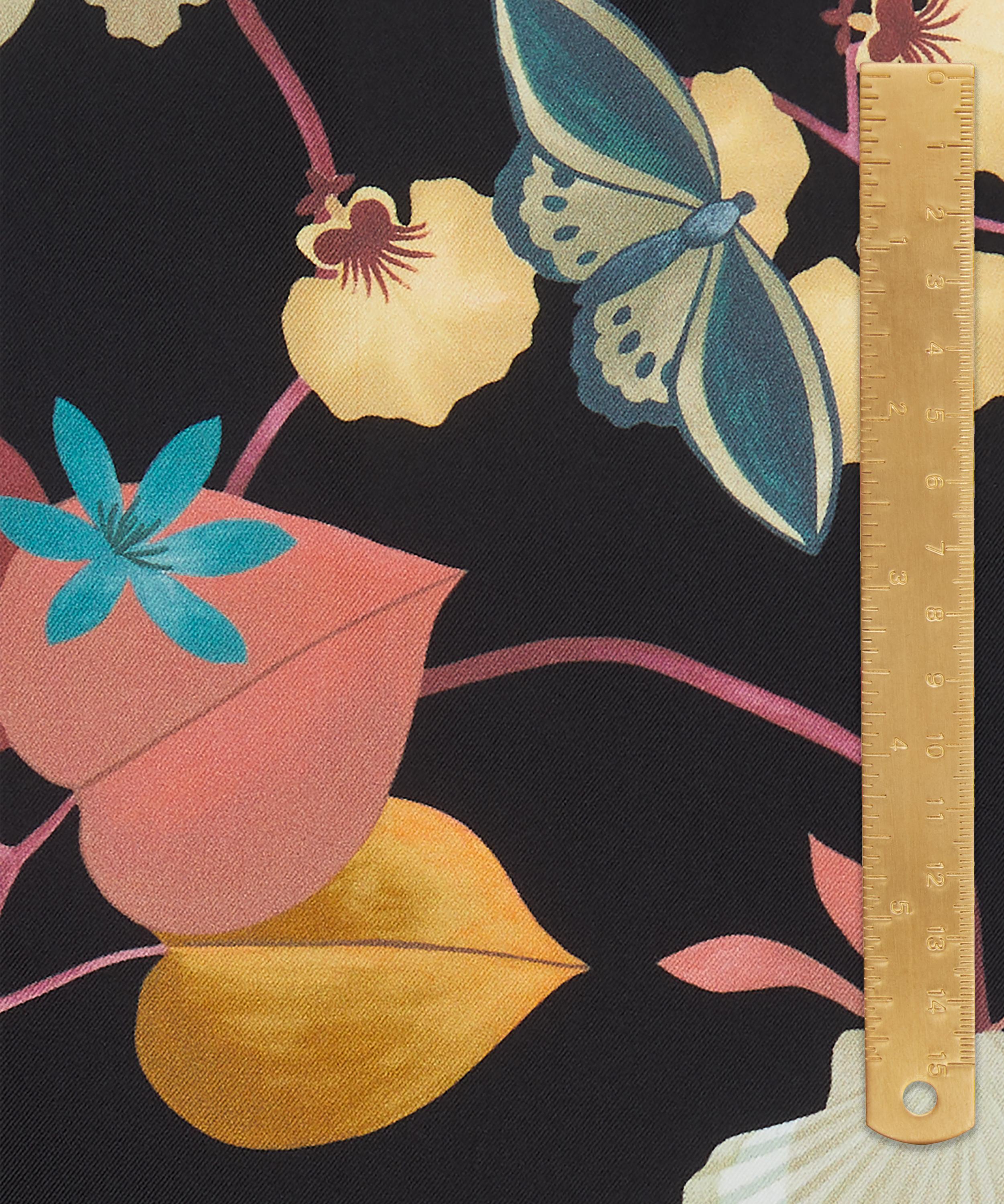 Liberty Fabrics - June&rsquo;s Utopia Silk Twill image number 4