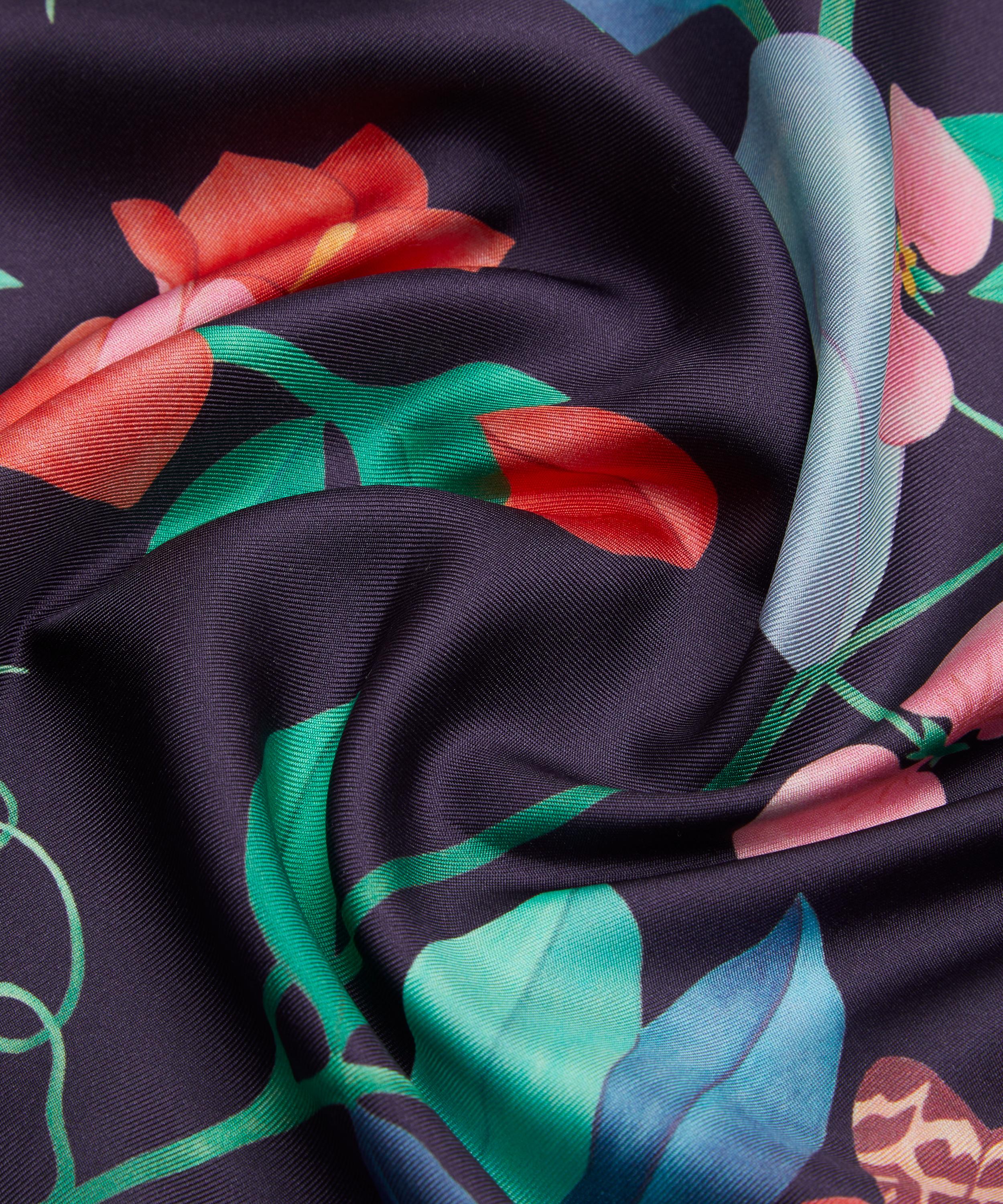 Liberty Fabrics - June&rsquo;s Utopia Silk Twill image number 3