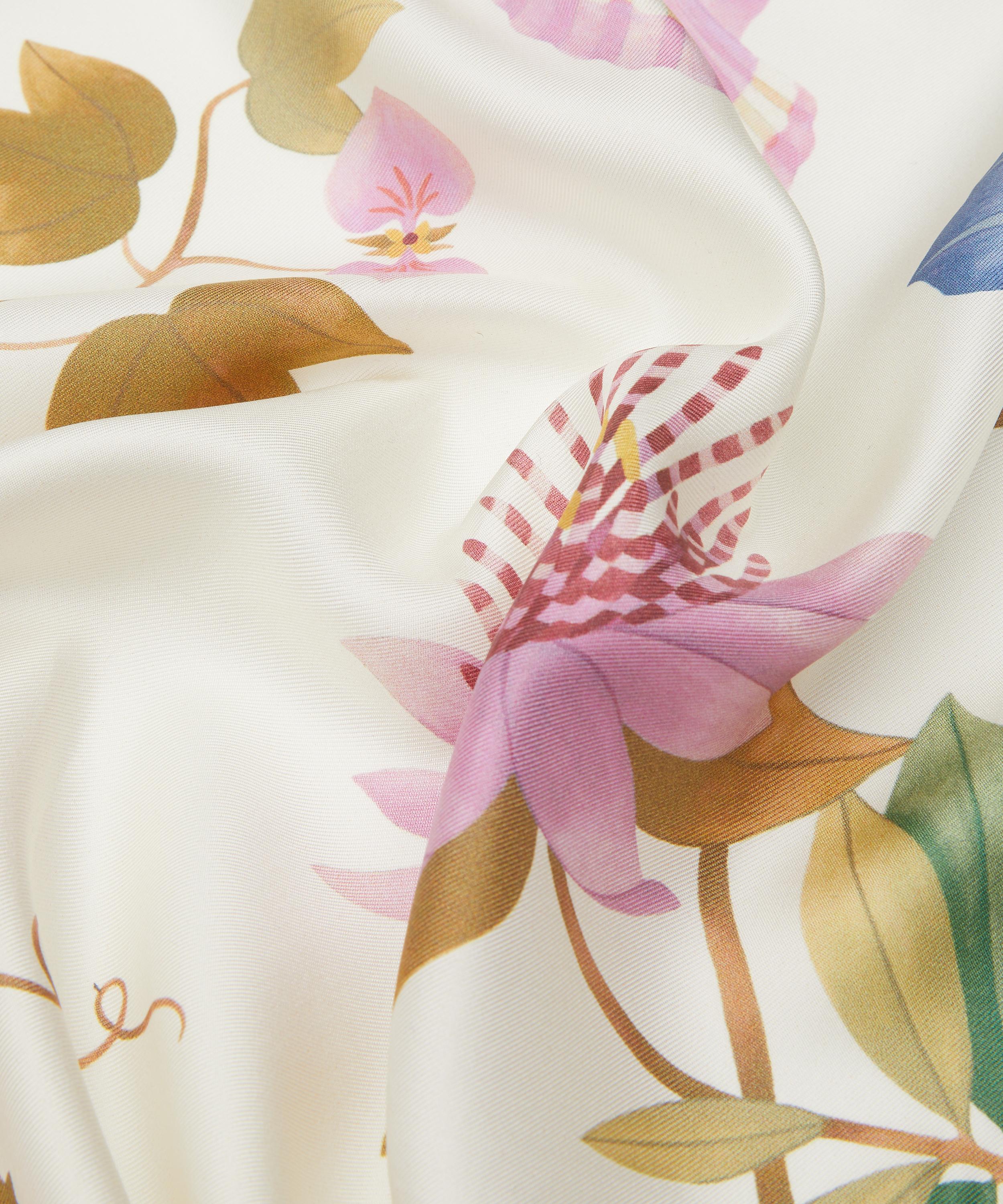 Liberty Fabrics - June&rsquo;s Utopia Silk Twill image number 3