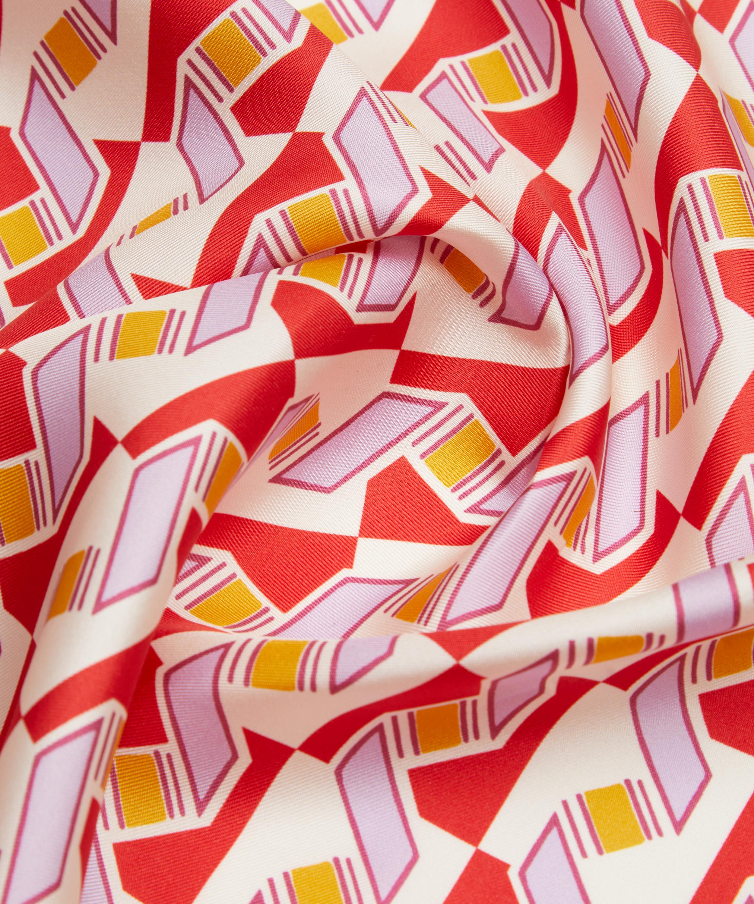 Liberty Fabrics - Levens Terrace Silk Twill image number 3