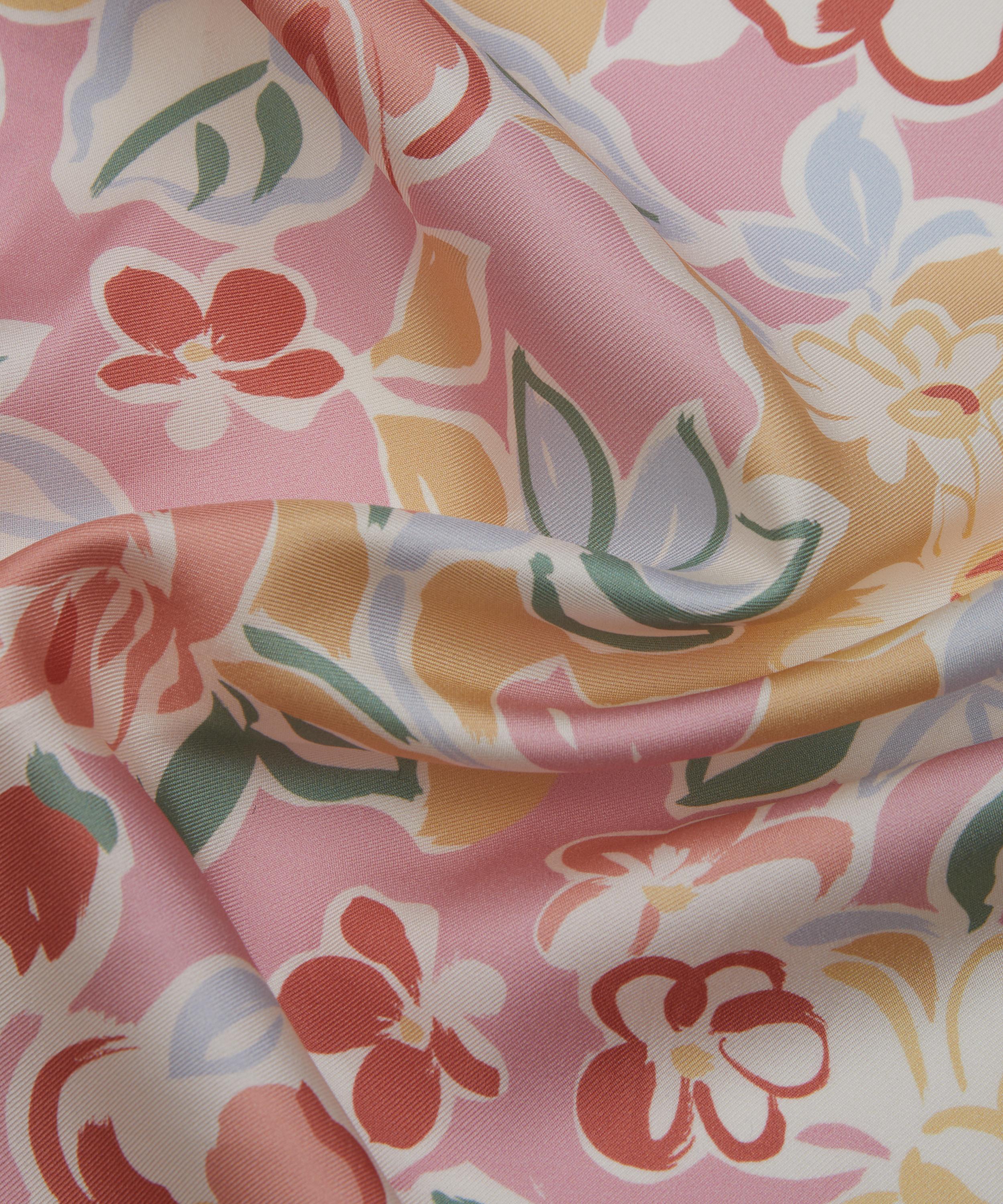 Liberty Fabrics - Katie&rsquo;s Bouquet Silk Twill image number 3