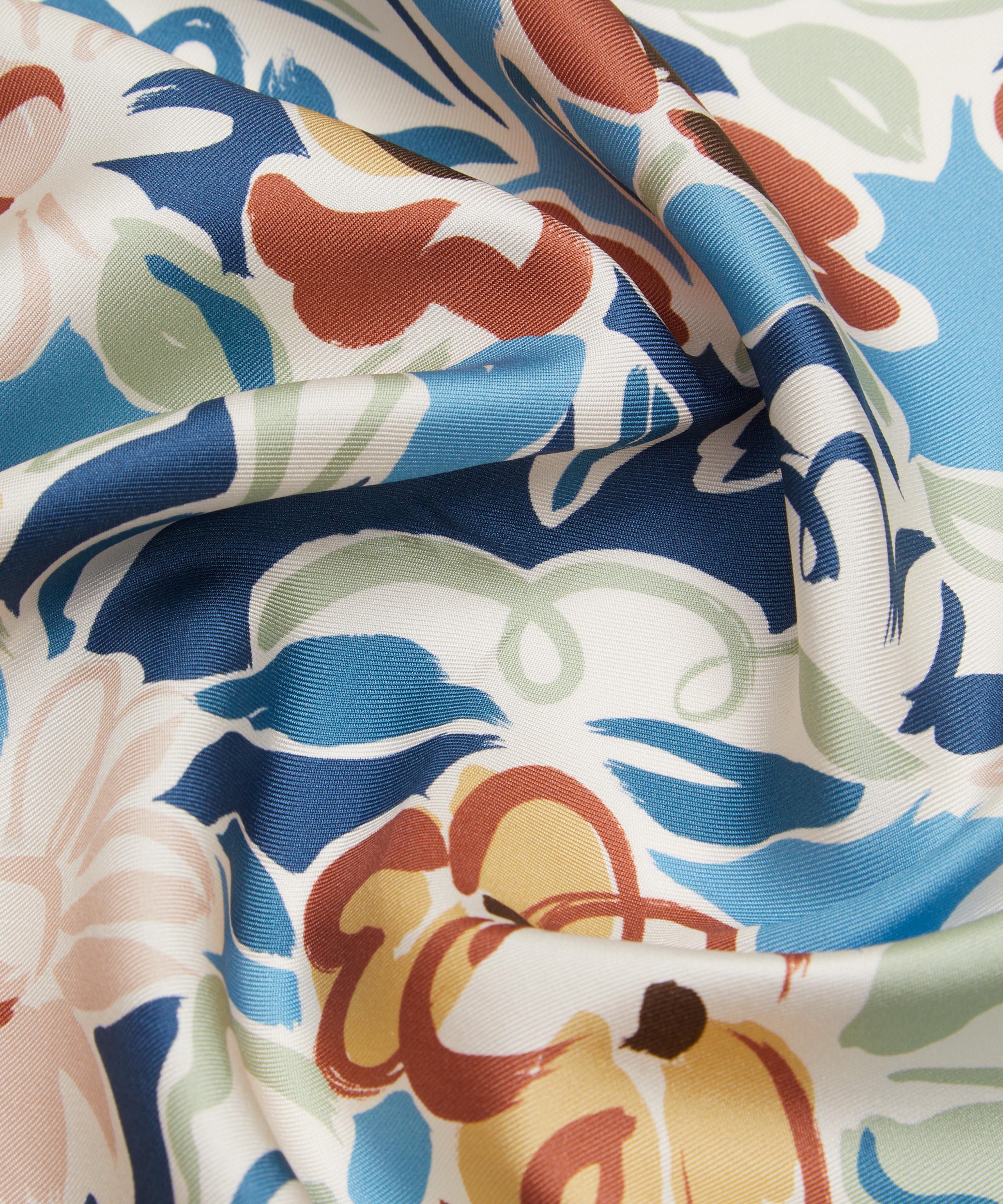 Liberty Fabrics - Katie&rsquo;s Bouquet Silk Twill image number 3