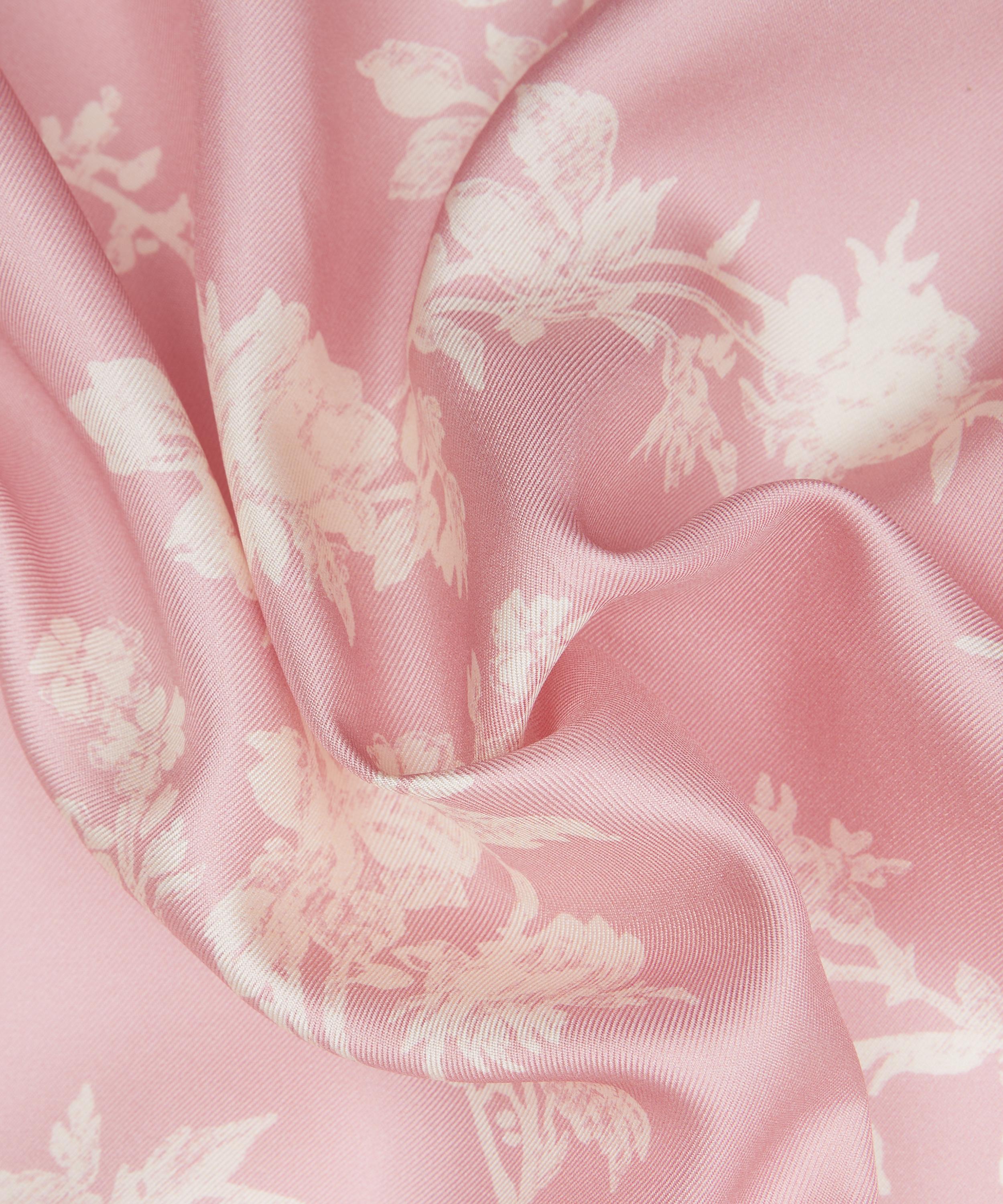 Liberty Fabrics - Elizabeth Impression Silk Twill image number 3