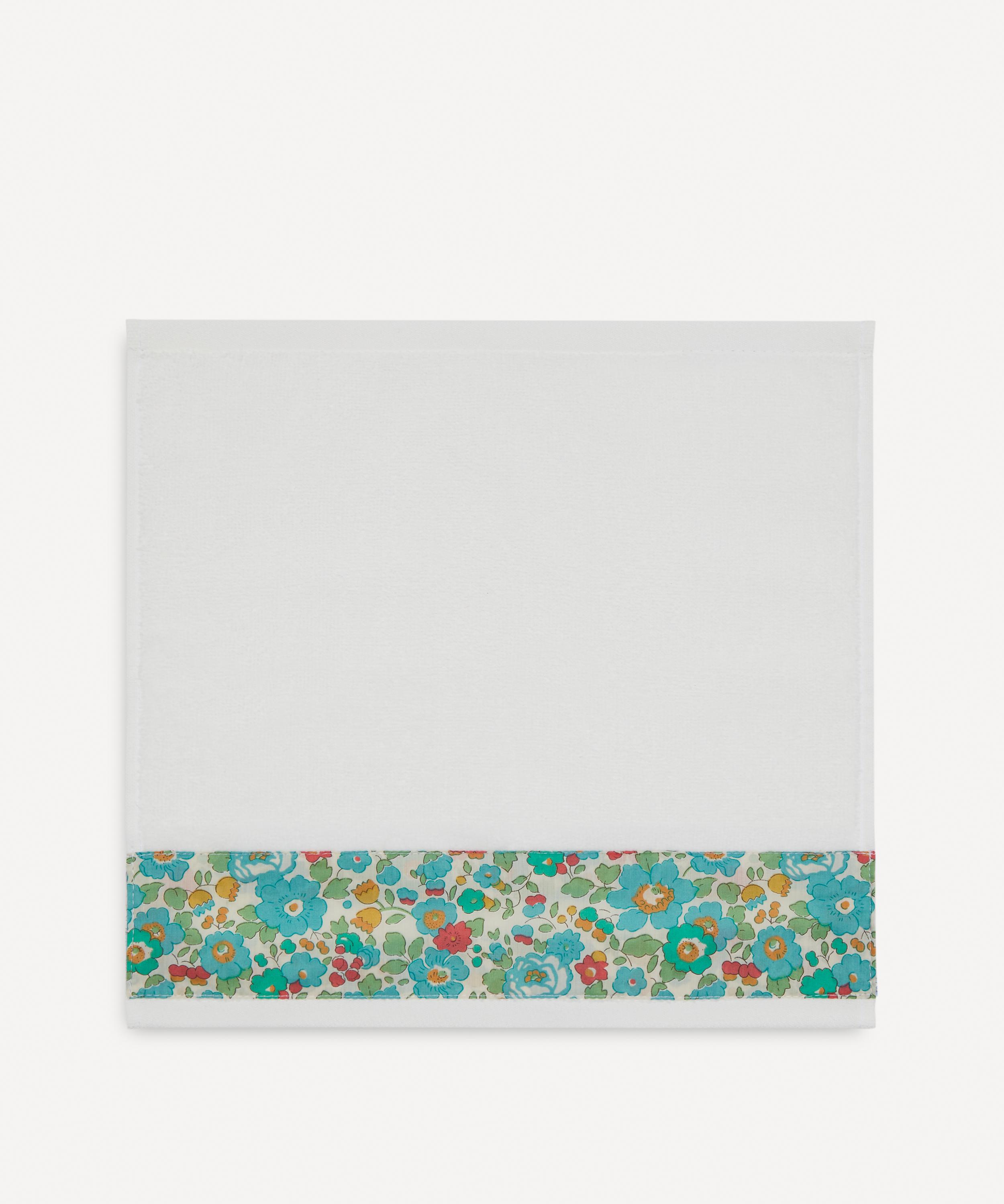 Liberty - Betsy Face Cloth 30x30cm image number 3