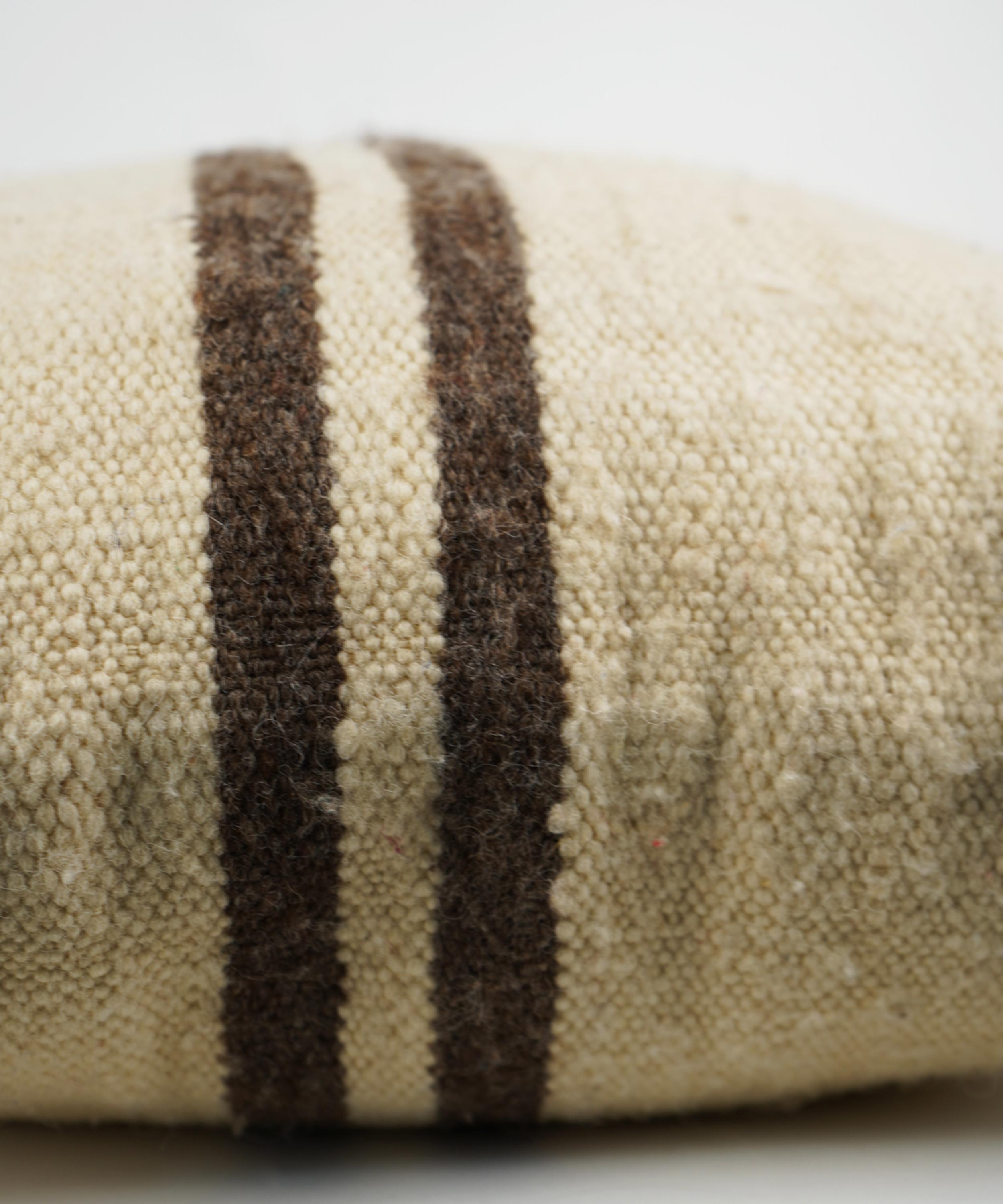 Moroccan White - Berber Hanbal Wool Cushion Cover image number 1