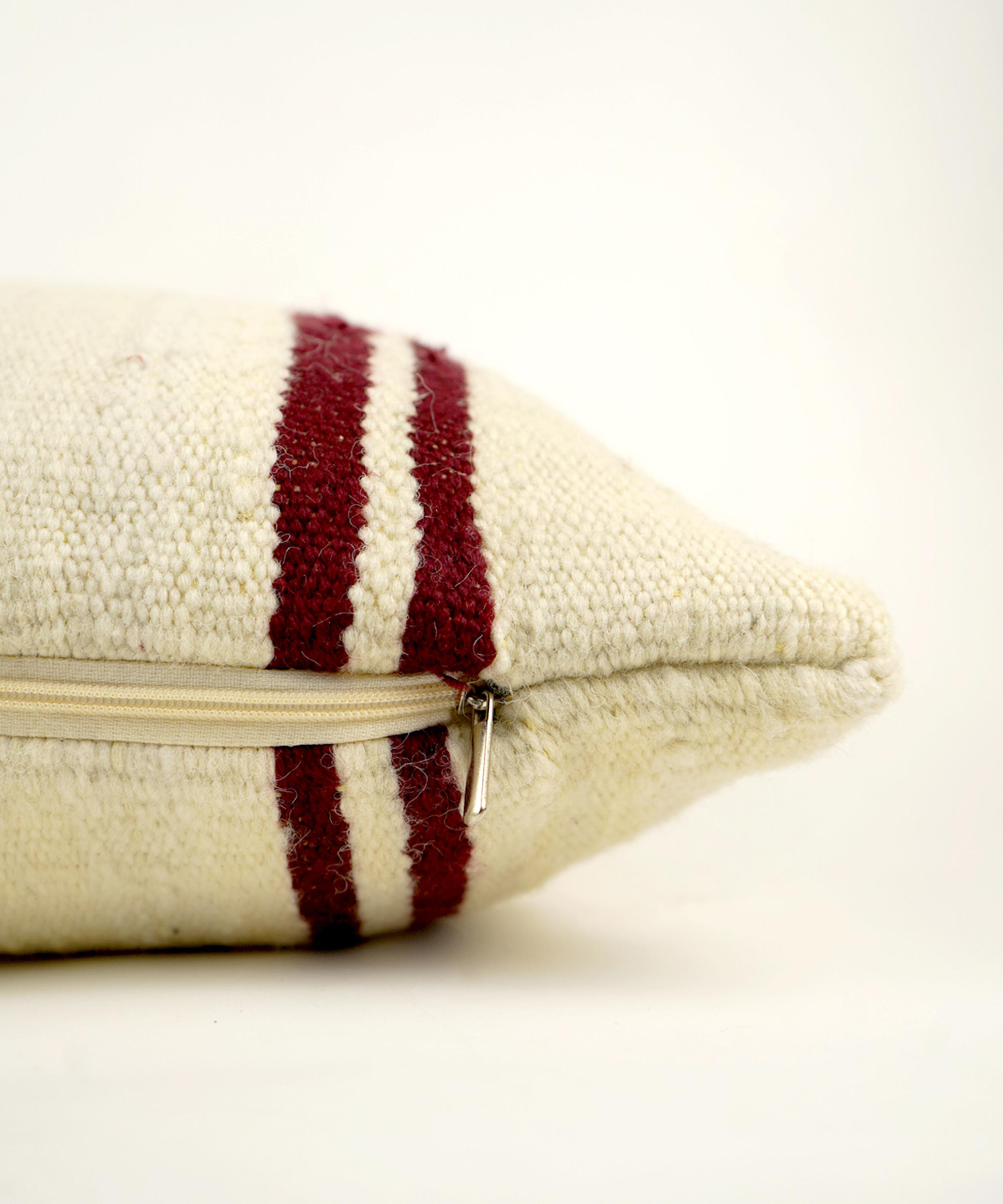 Moroccan White - Berber Hanbal Wool Cushion Cover image number 1