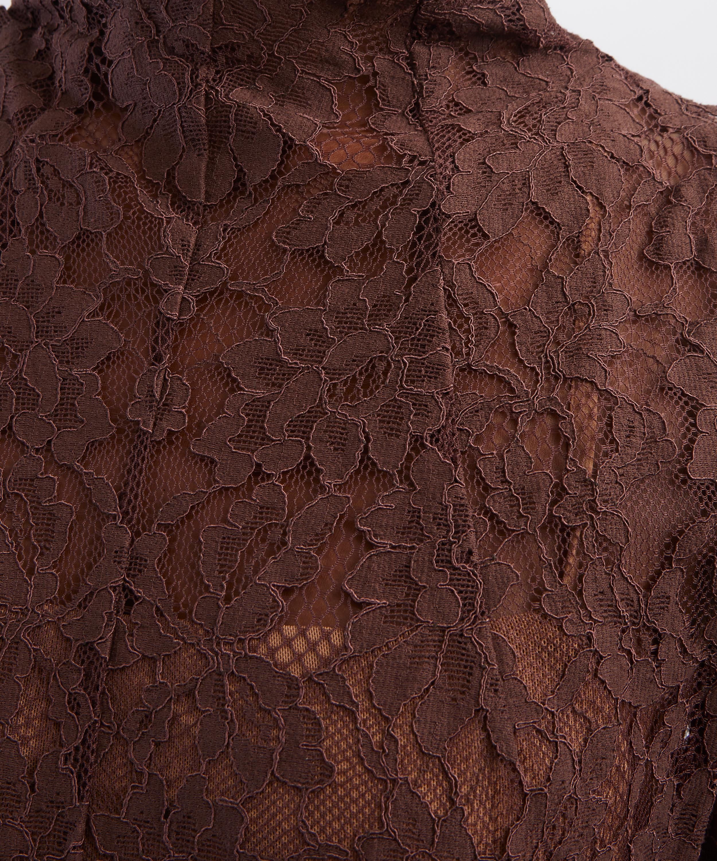 De La Vali - Brown Lace High-Neck Maxi Dress image number 4