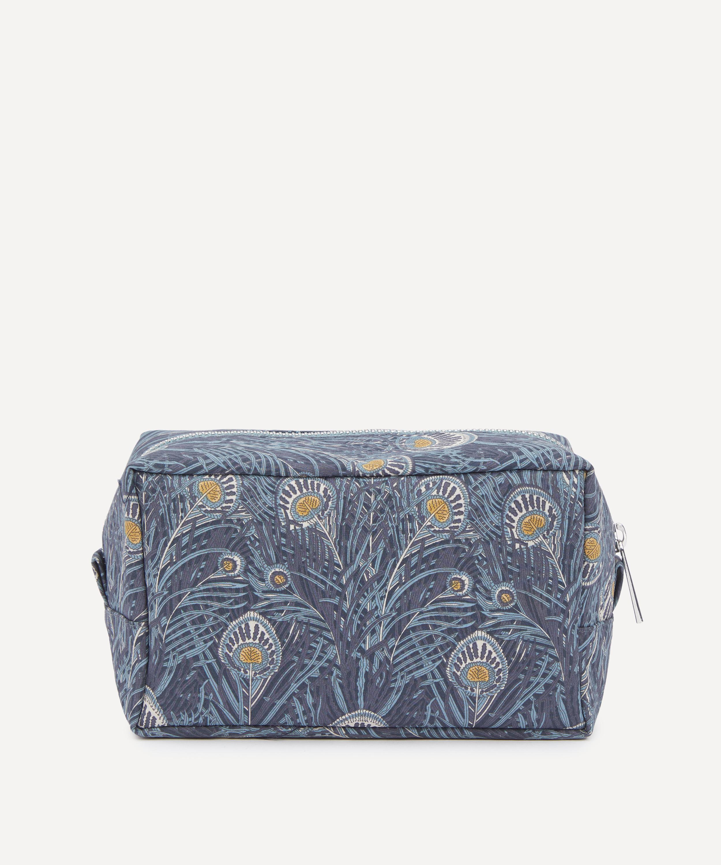 Liberty - Small Queen Hera Wash Bag image number 2