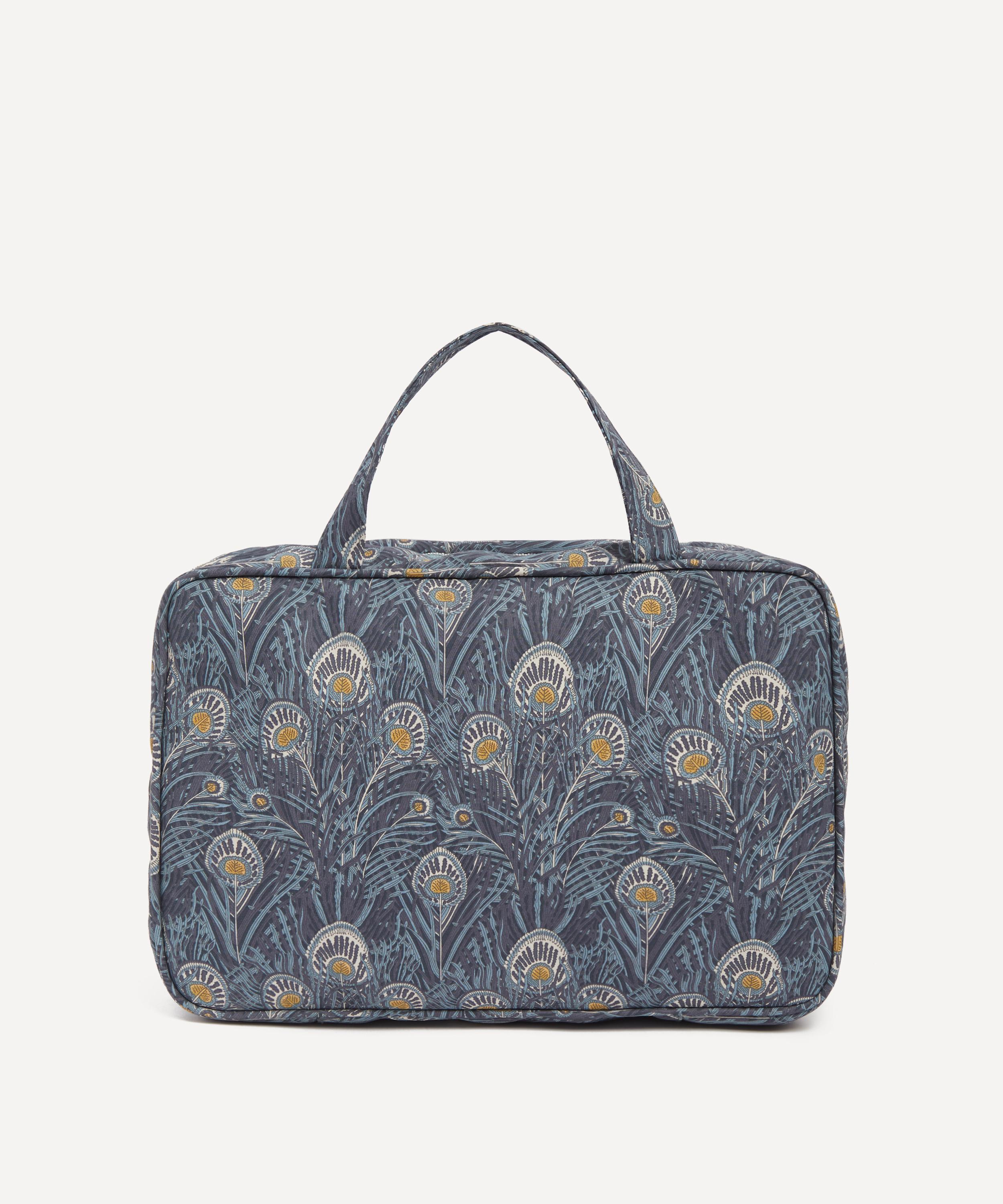 Liberty - Weekender Queen Hera Wash Bag