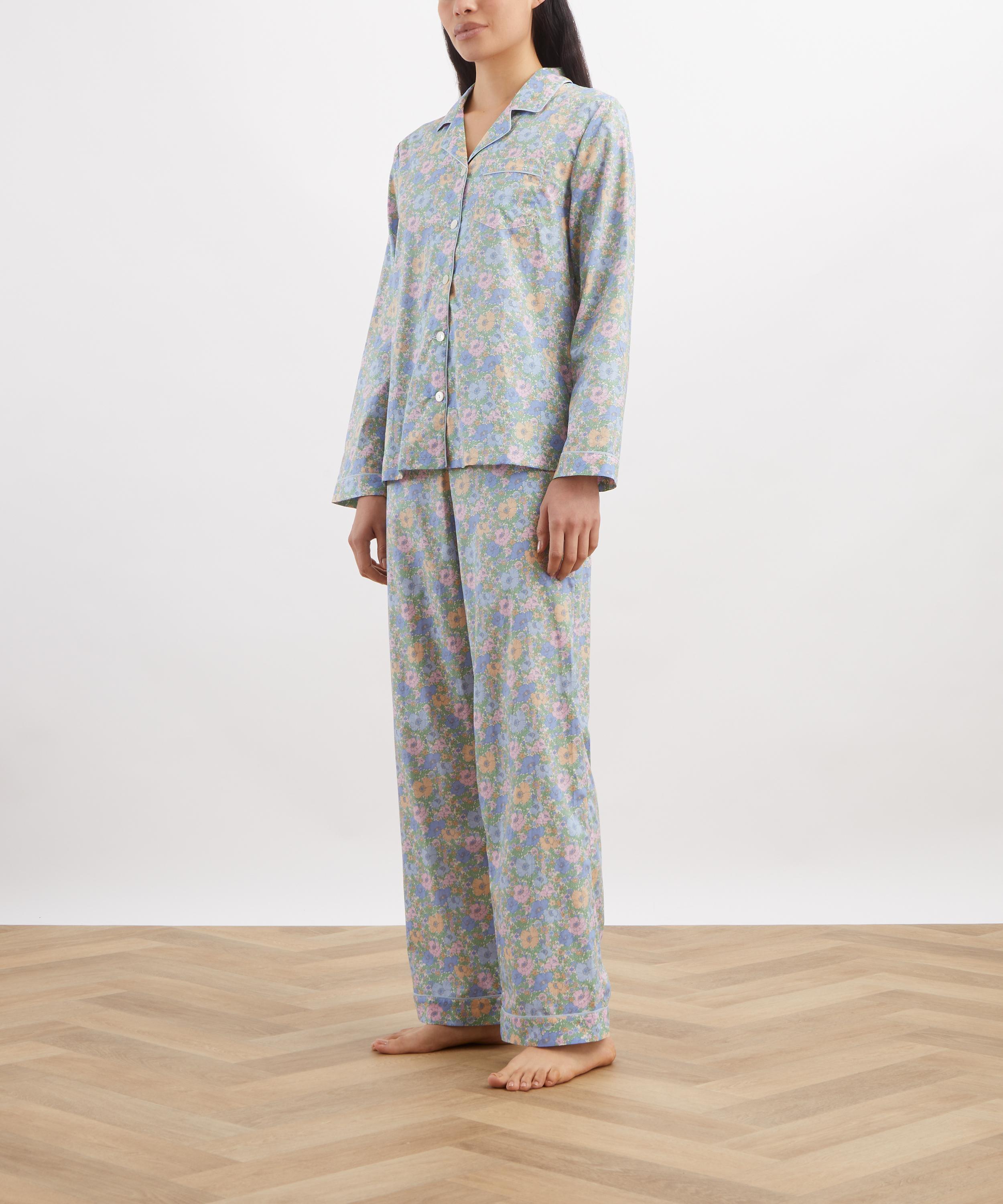 Liberty - Meadow Song Tana Lawn&trade; Cotton Pyjama Set image number 2
