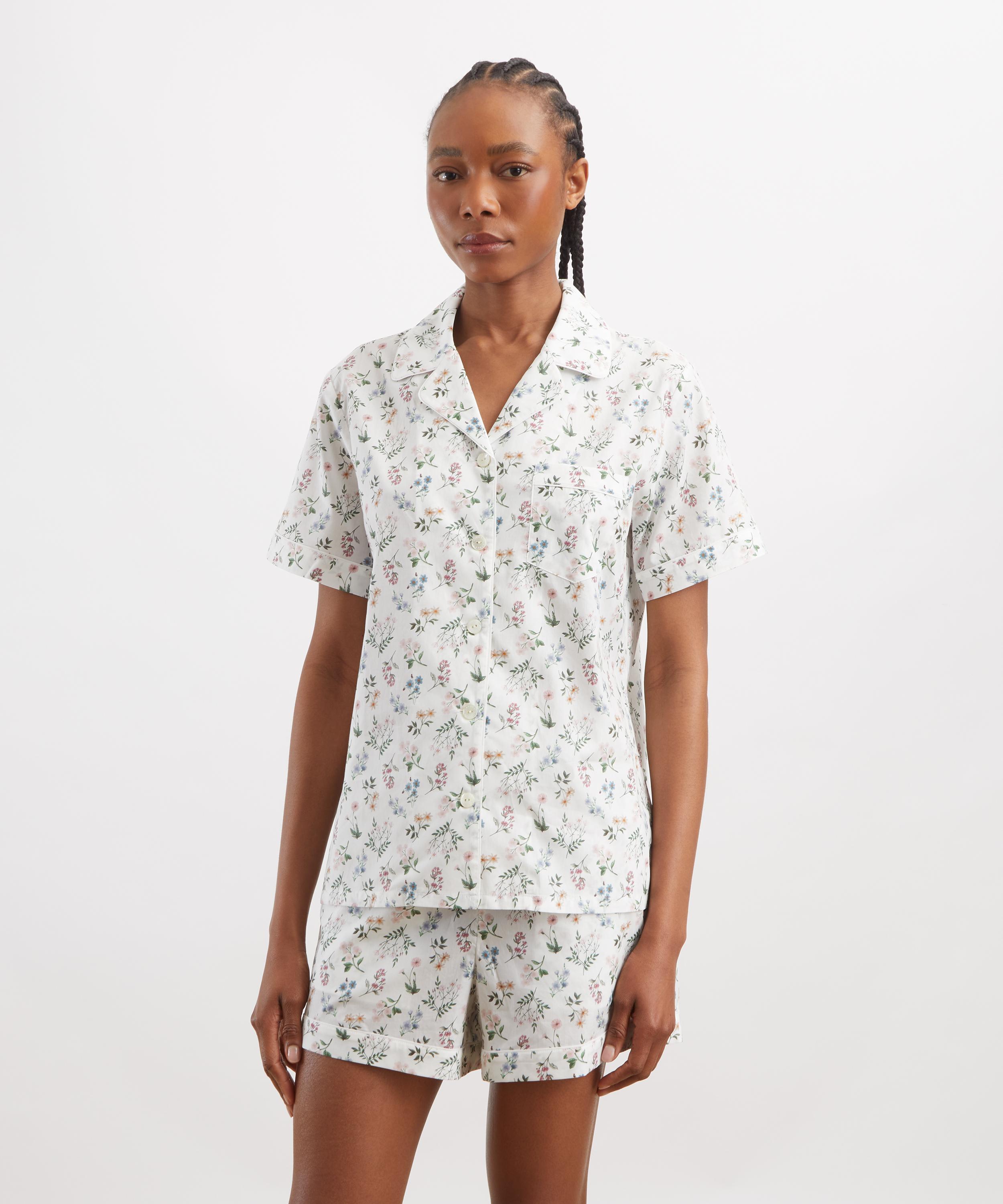 Liberty - Annie Tana Lawn&trade; Cotton Short Pyjama Set image number 2
