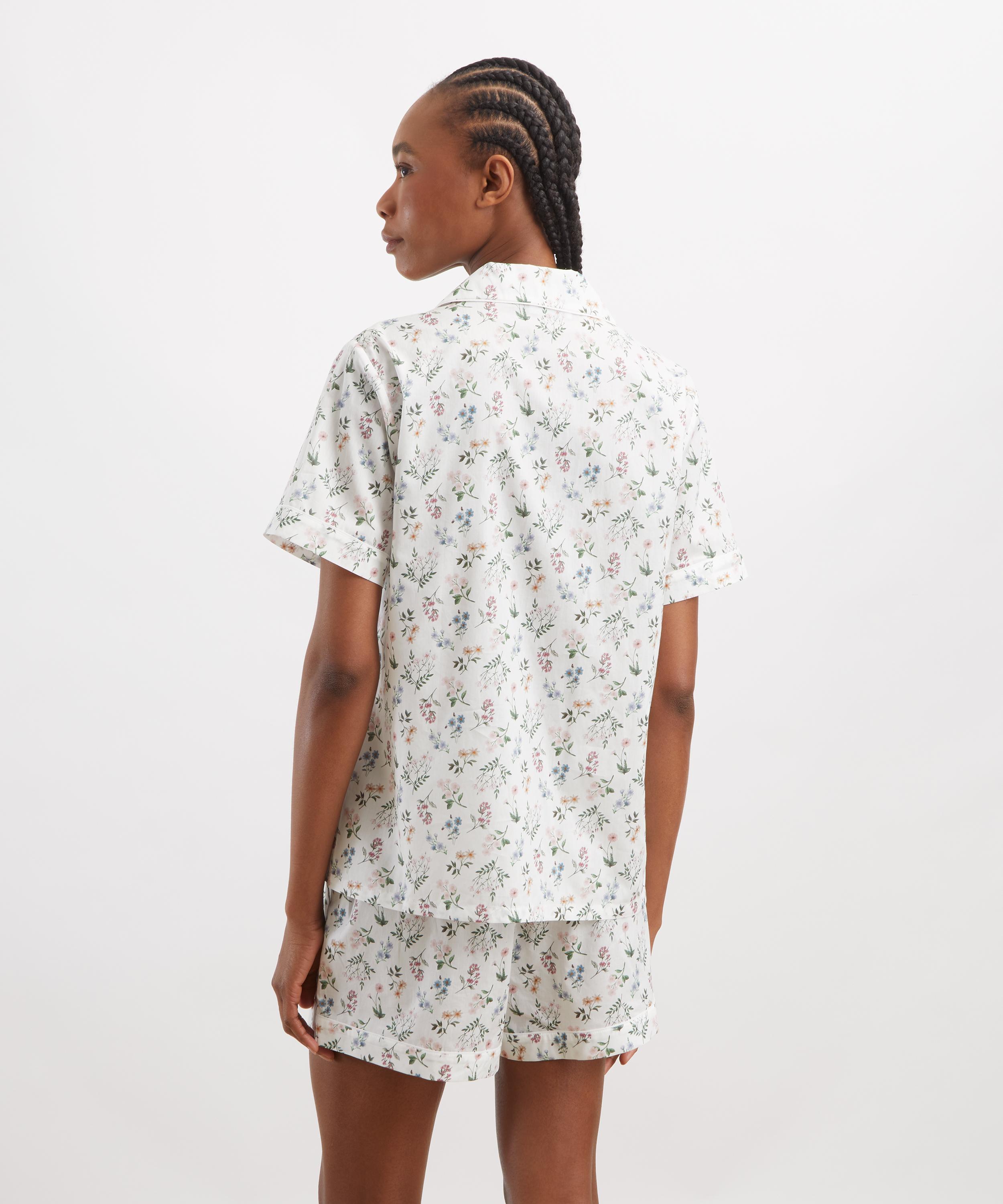 Liberty - Annie Tana Lawn&trade; Cotton Short Pyjama Set image number 3