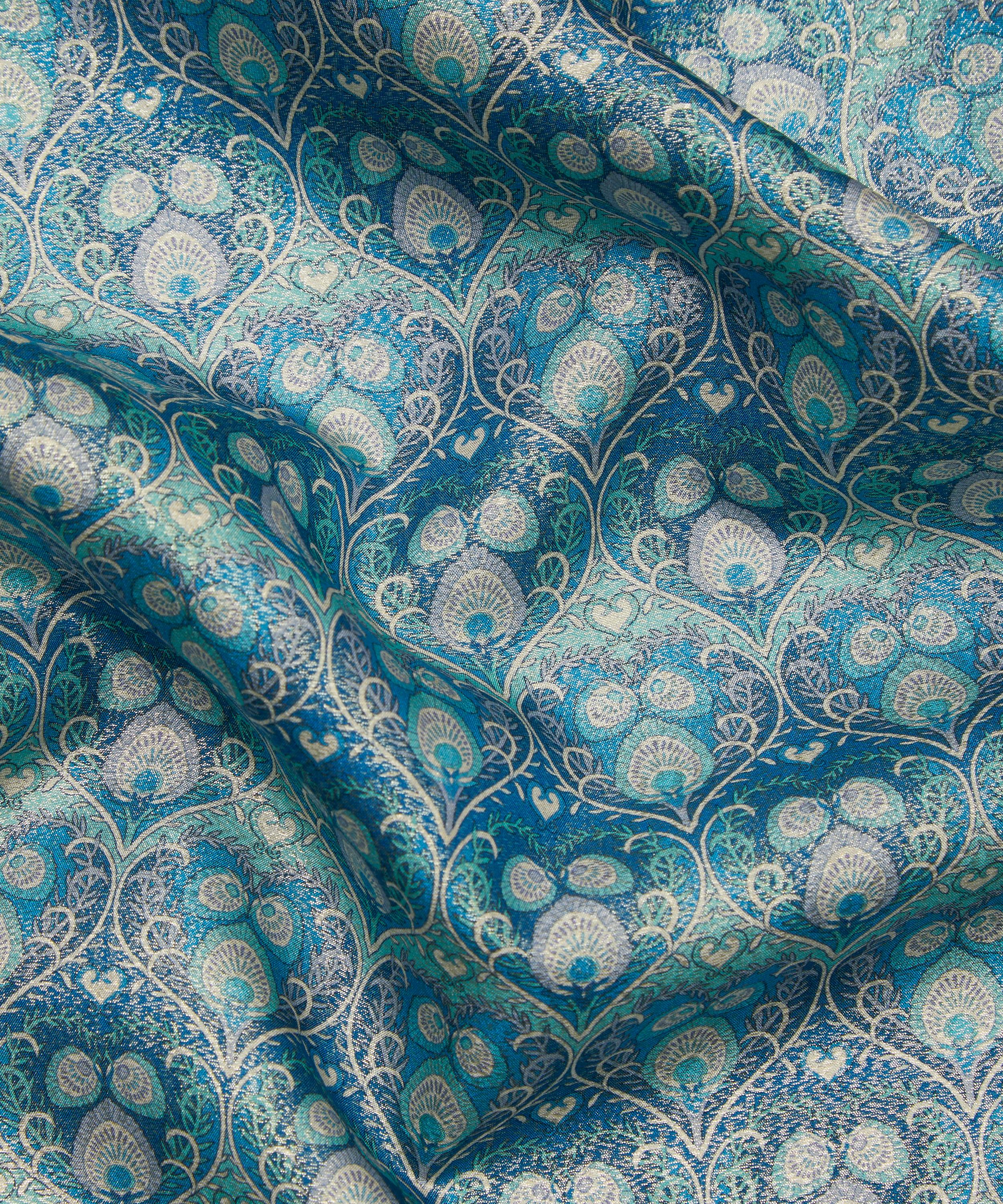 Liberty - Plume Hearts Codrington Silk Lurex image number 3