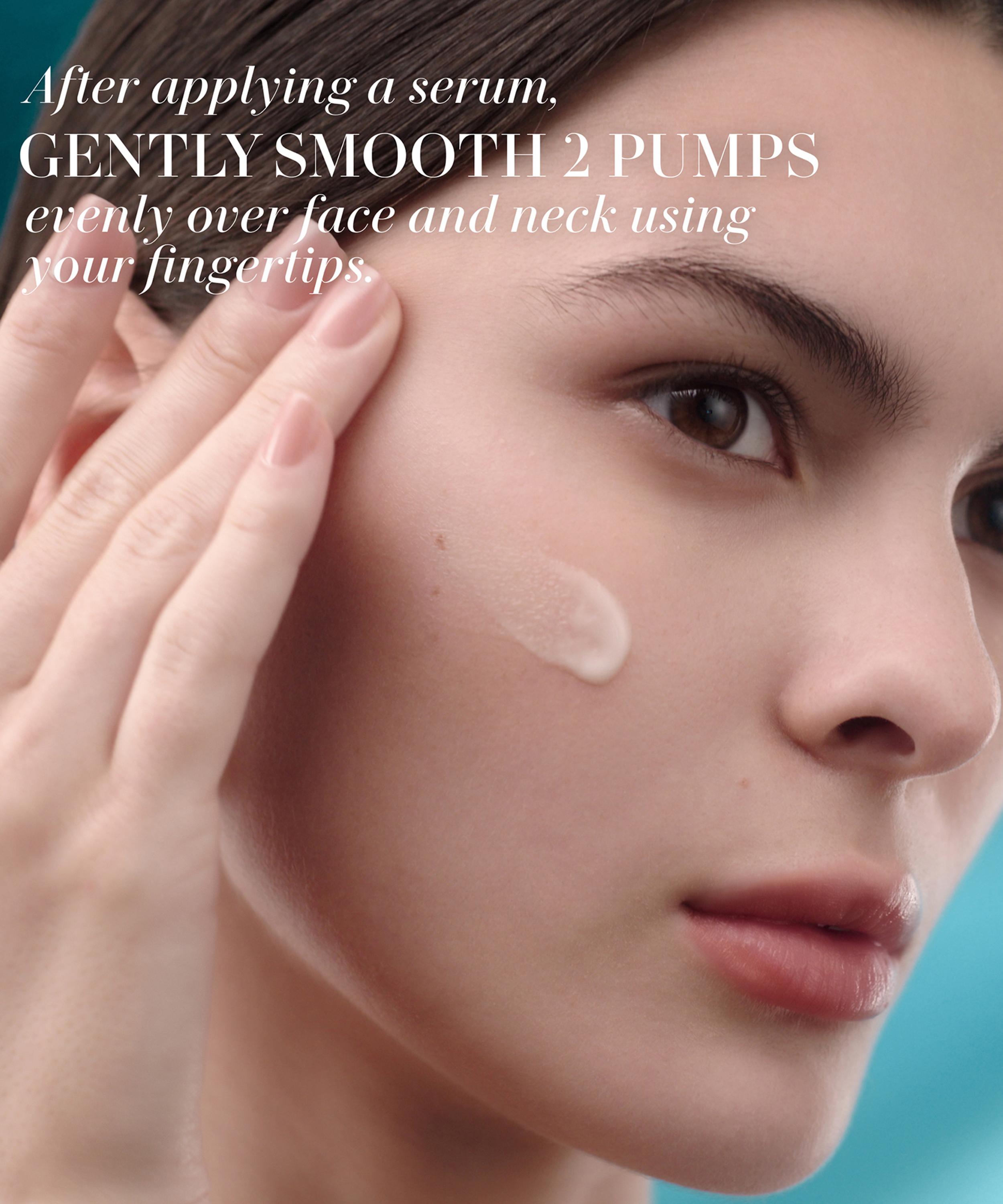 La Mer - The Balancing Infused Emulsion 125ml image number 4