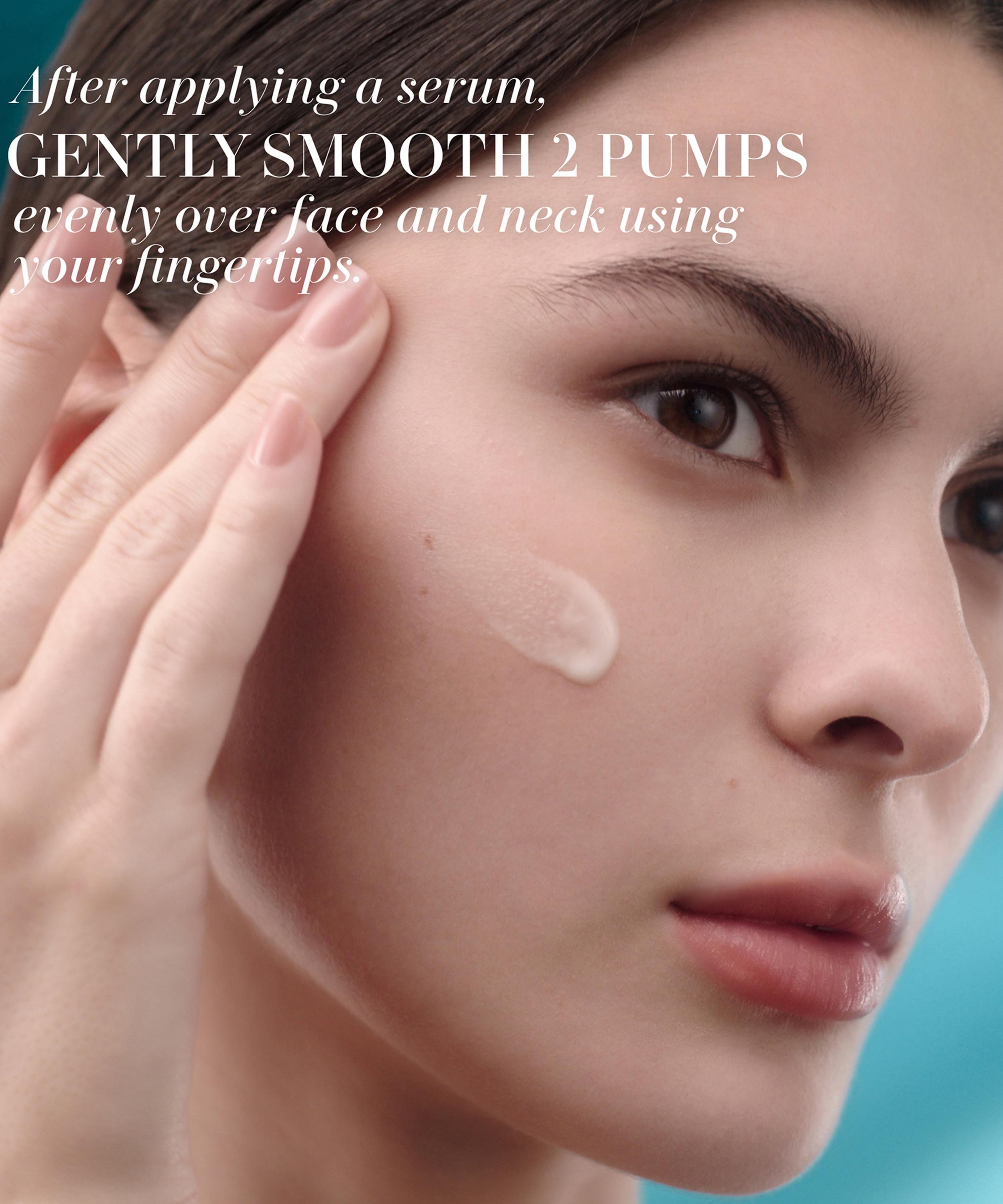 La Mer - The Balancing Infused Emulsion 50ml image number 4