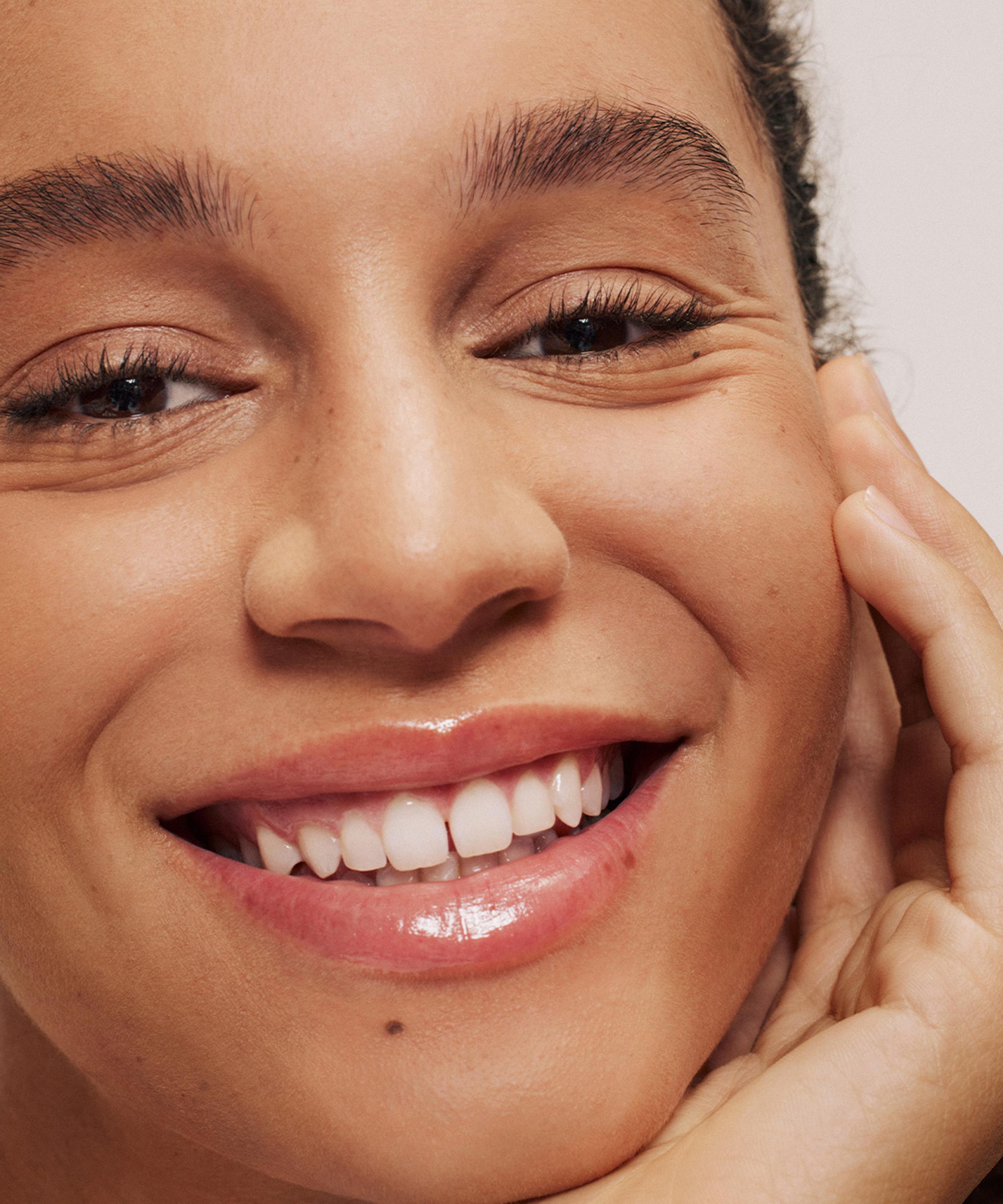 ILIA - In Full Micro Tip Brow Pencil 0.09g image number 2