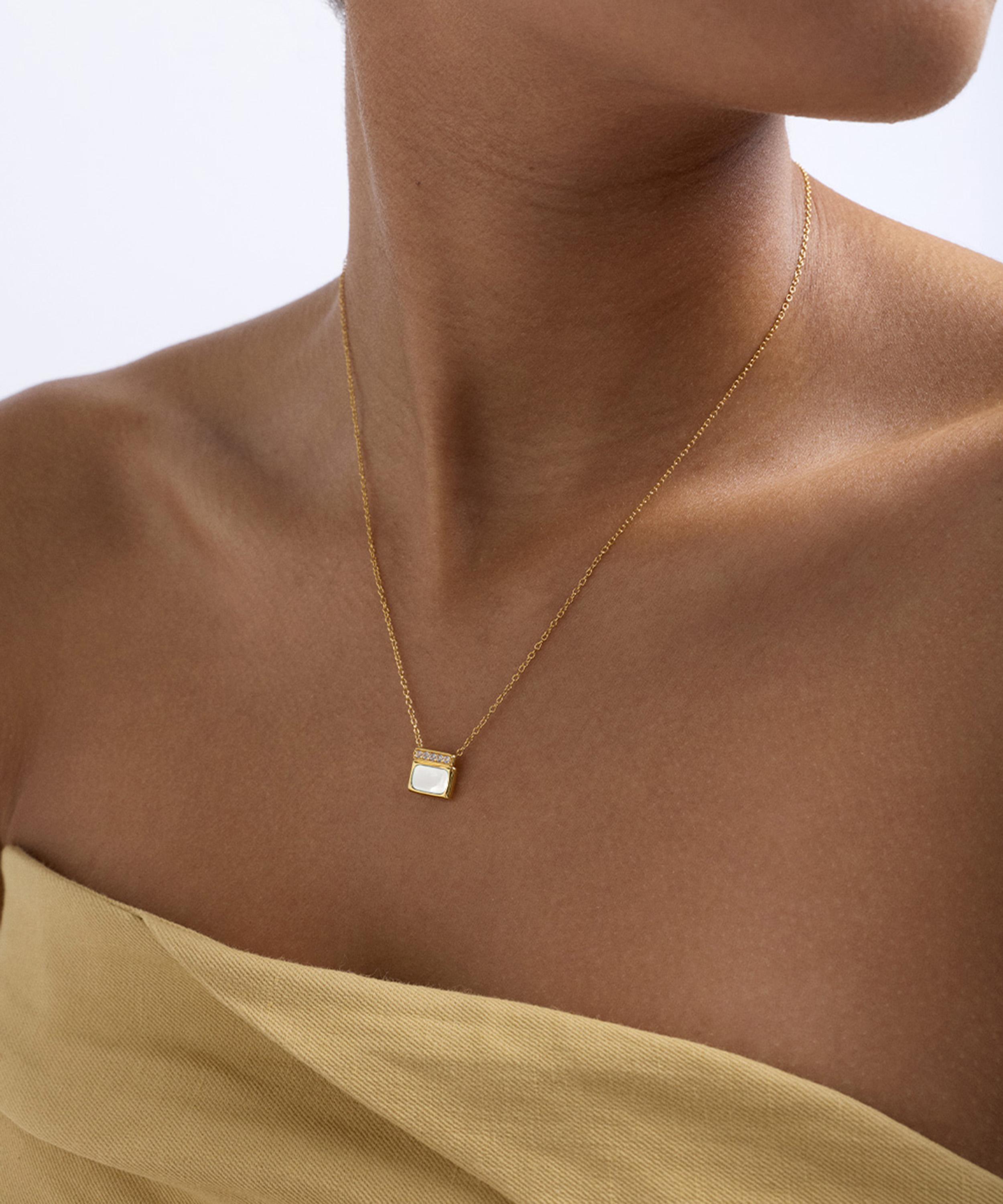 Astley Clarke - 18ct Gold-Plated Vermeil Silver Aurora Ridge Mother of Pearl Pendant Necklace image number 1