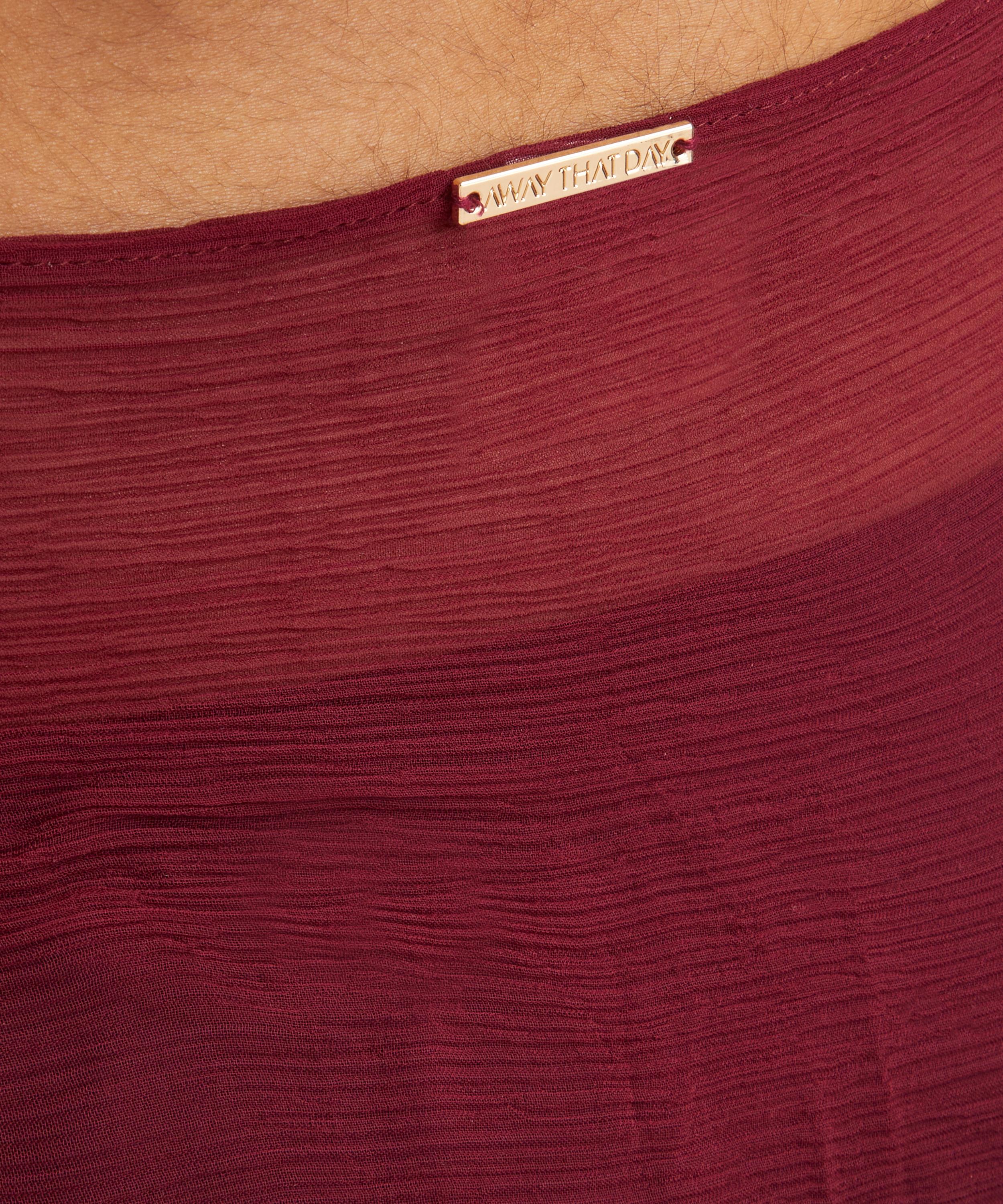 Away That Day - Santorini Cassis Sarong image number 4
