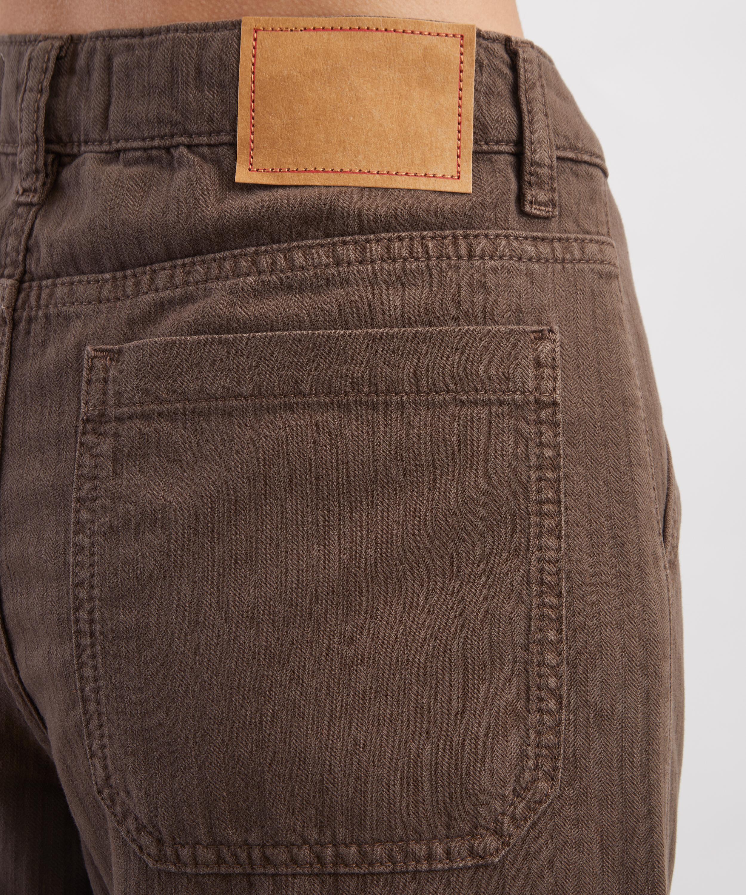 JEANERICA - Guell Flared Jeans in Chevron Brown image number 4